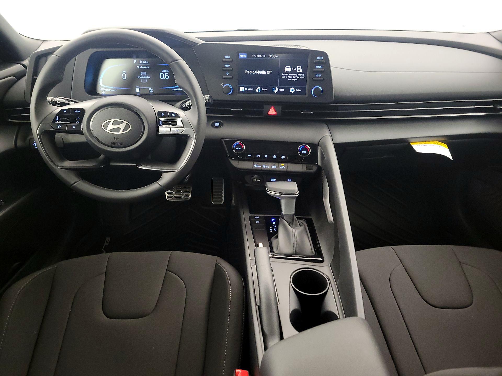 Thumbnail: 2025 Hyundai Elantra - 9