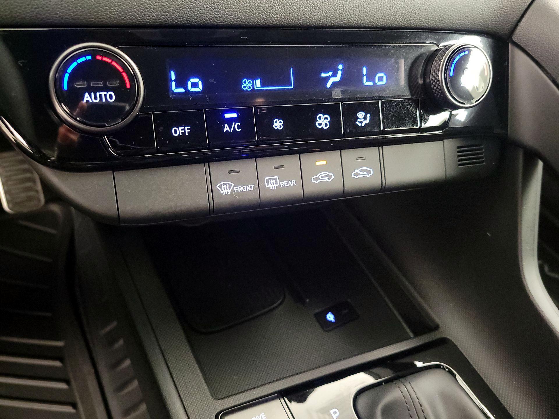 Thumbnail: 2025 Hyundai Elantra - 16