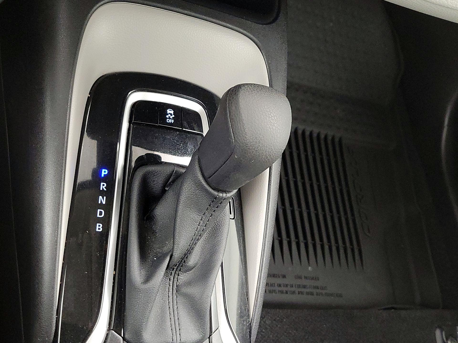 Thumbnail: 2025 Toyota Corolla - 17