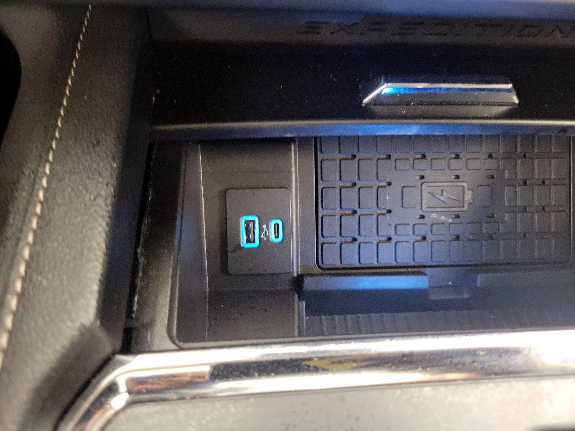 Thumbnail: 2024 Ford Expedition MAX - 19