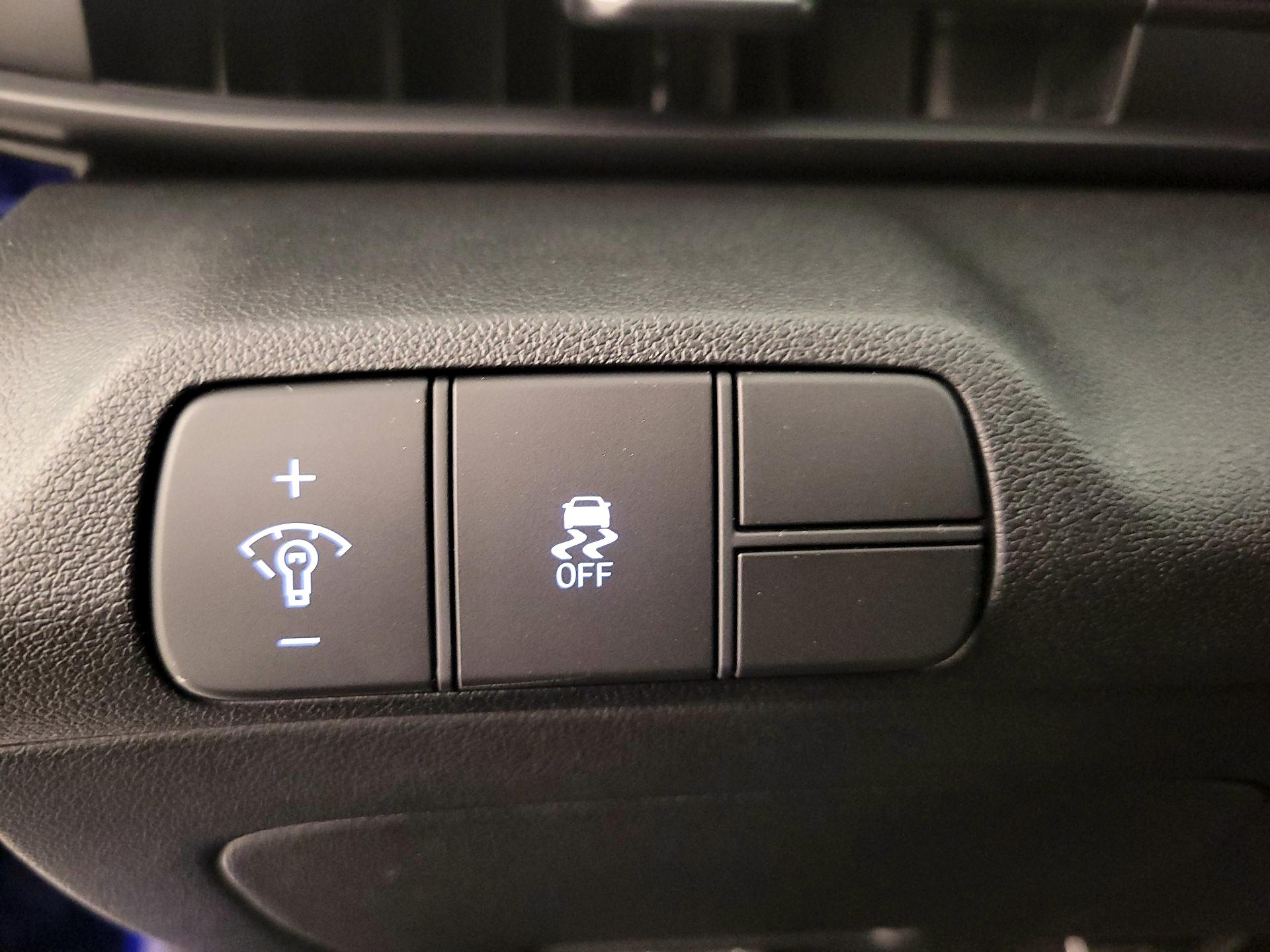 Thumbnail: 2025 Hyundai Elantra - 13