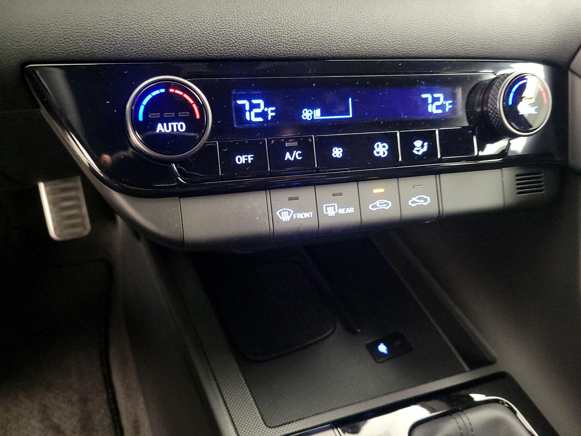 Thumbnail: 2025 Hyundai Elantra - 16