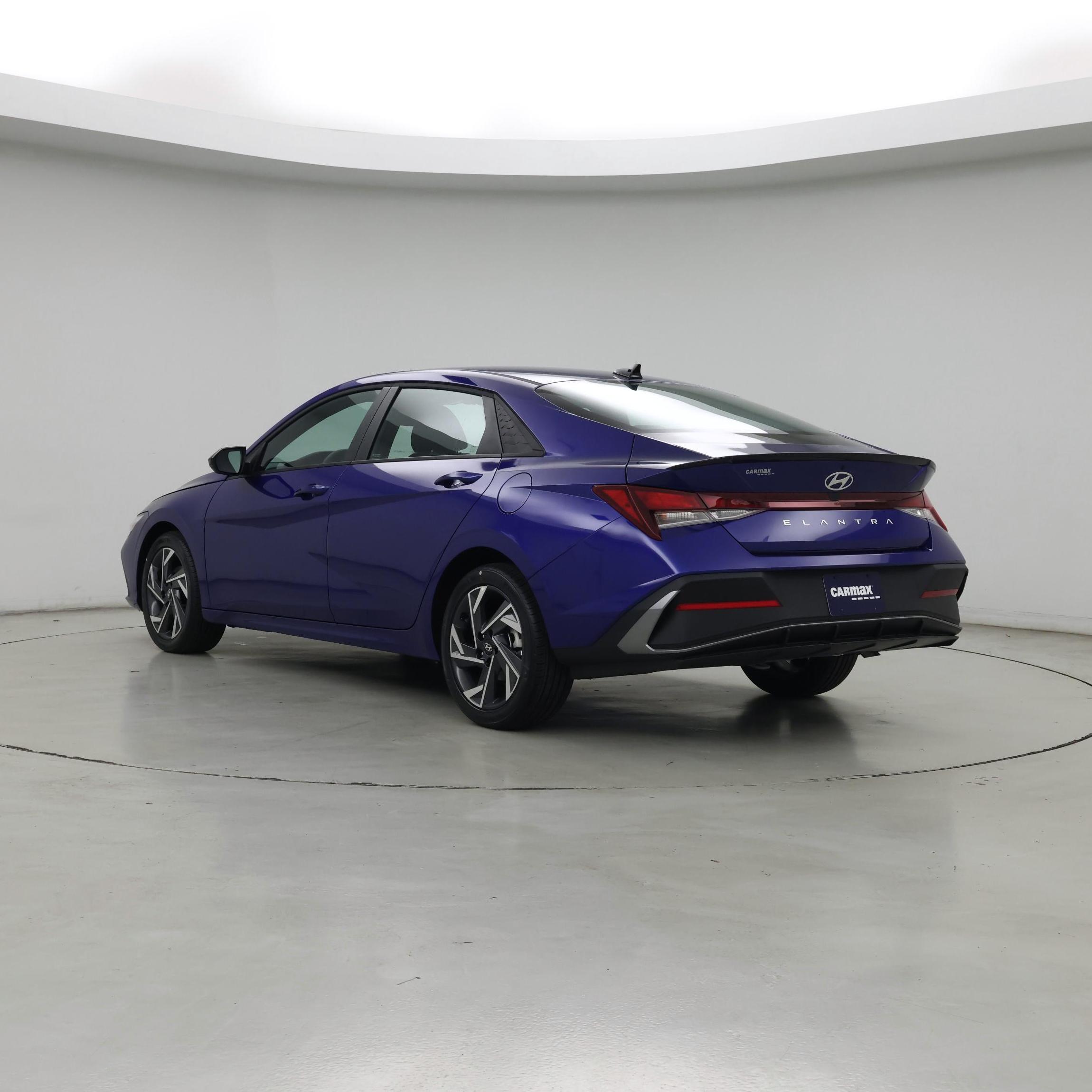 Thumbnail: 2025 Hyundai Elantra - 2