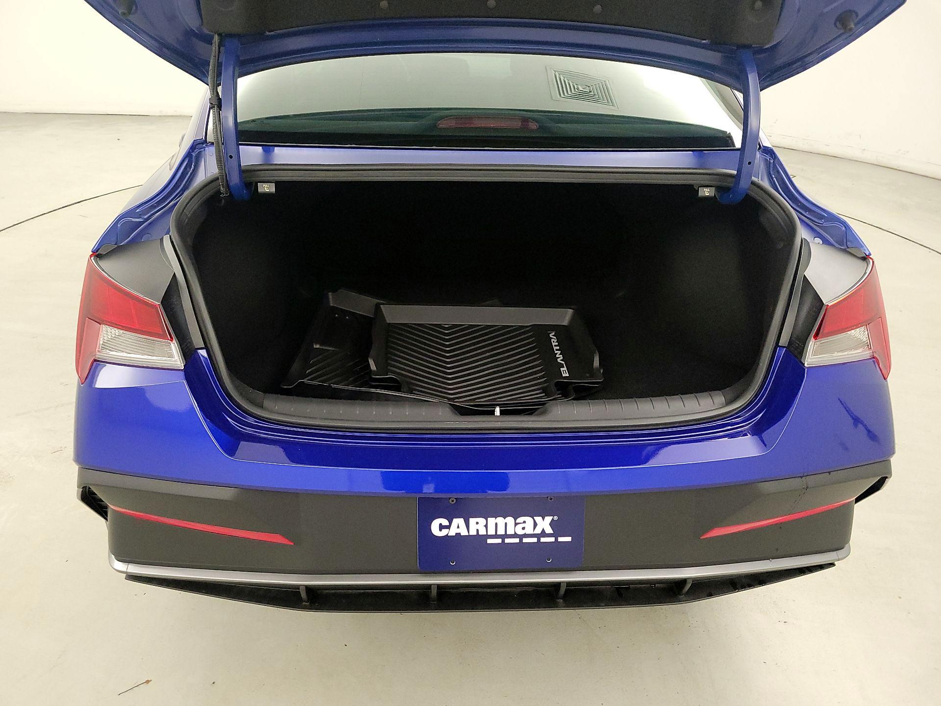 Thumbnail: 2025 Hyundai Elantra - 20