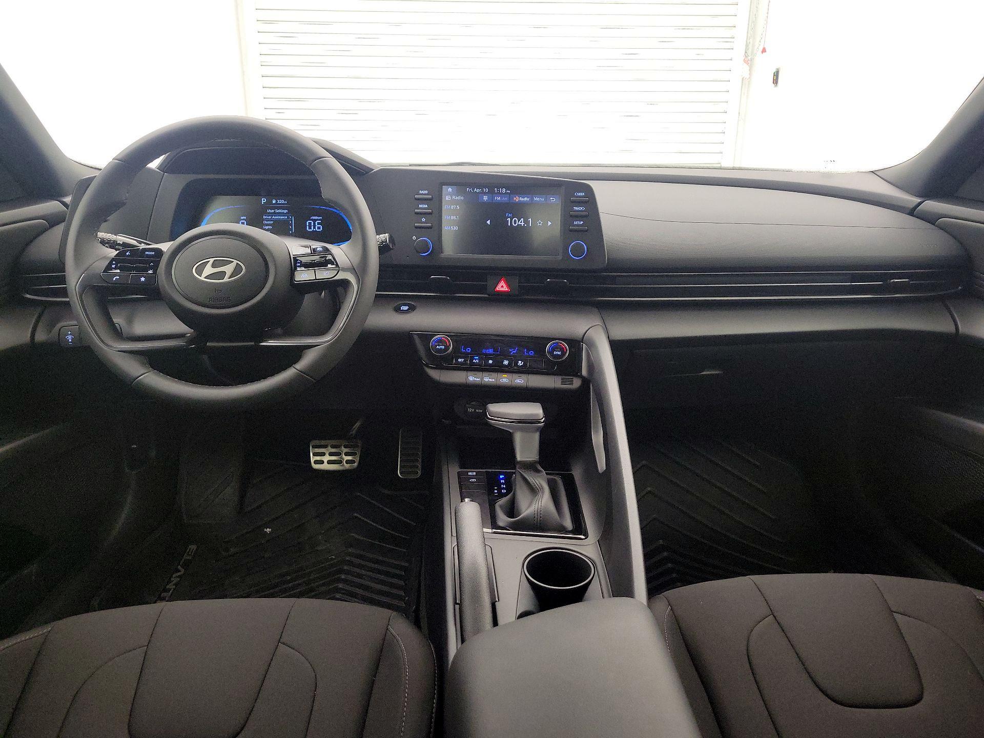 Thumbnail: 2025 Hyundai Elantra - 9