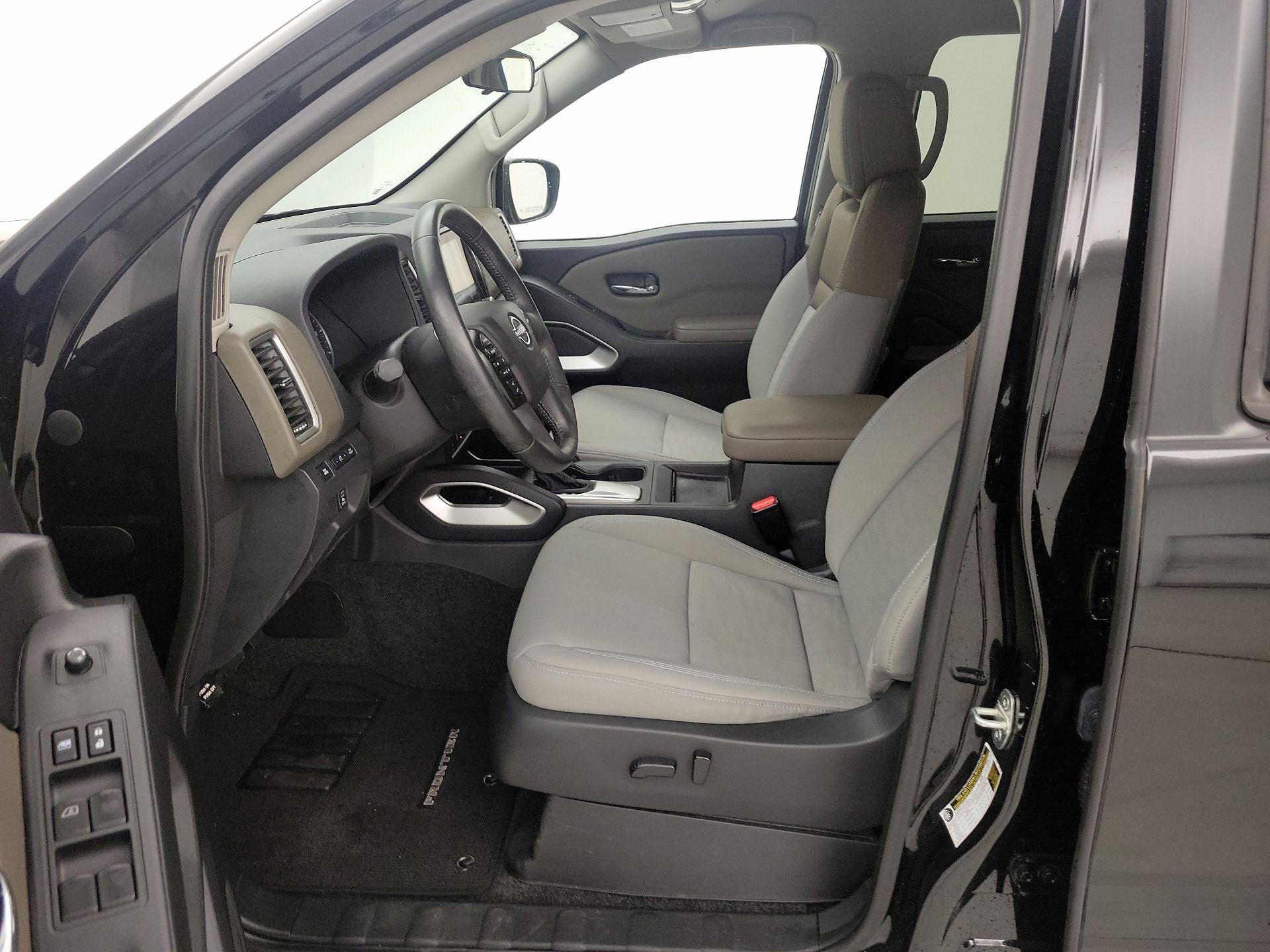 Thumbnail: 2022 Nissan Frontier - 11