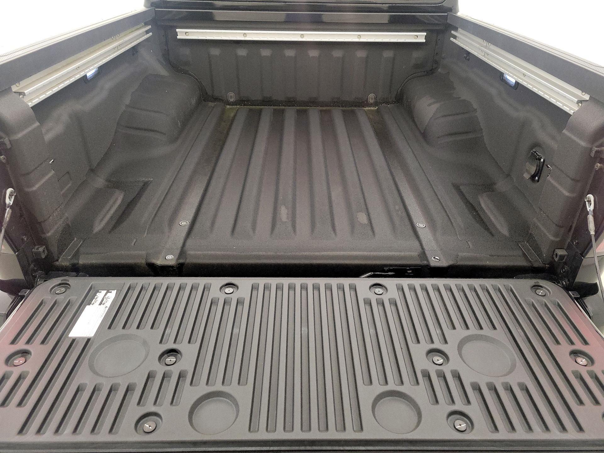 Thumbnail: 2022 Nissan Frontier - 20