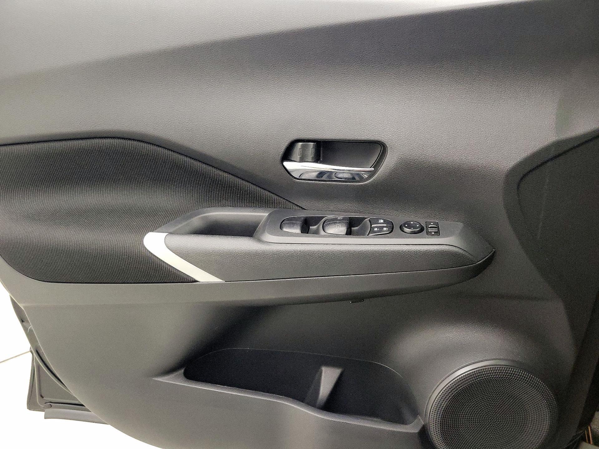 Thumbnail: 2024 Nissan Kicks - 12