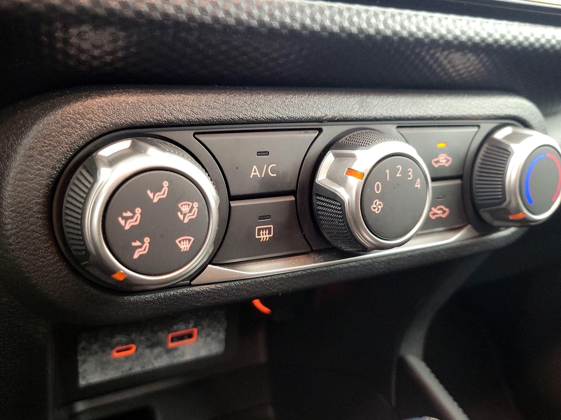 Thumbnail: 2024 Nissan Kicks - 15