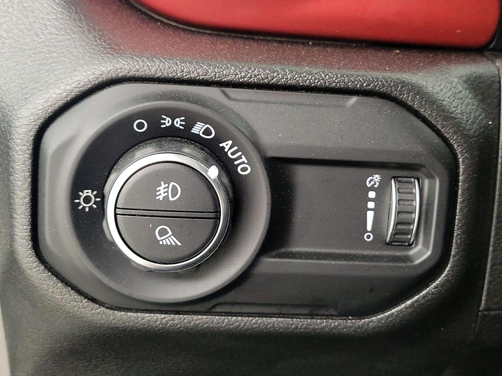 Thumbnail: 2023 Jeep Gladiator - 13