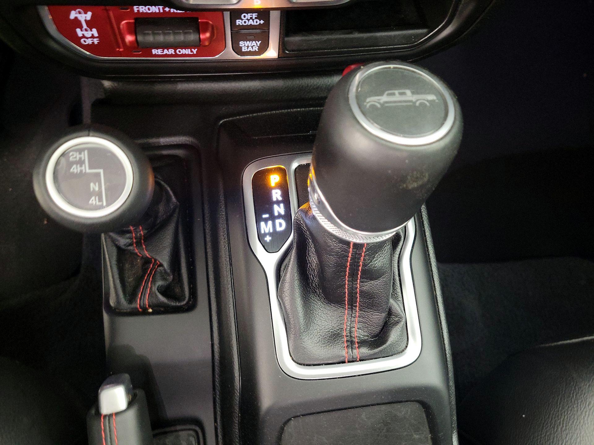 Thumbnail: 2023 Jeep Gladiator - 17