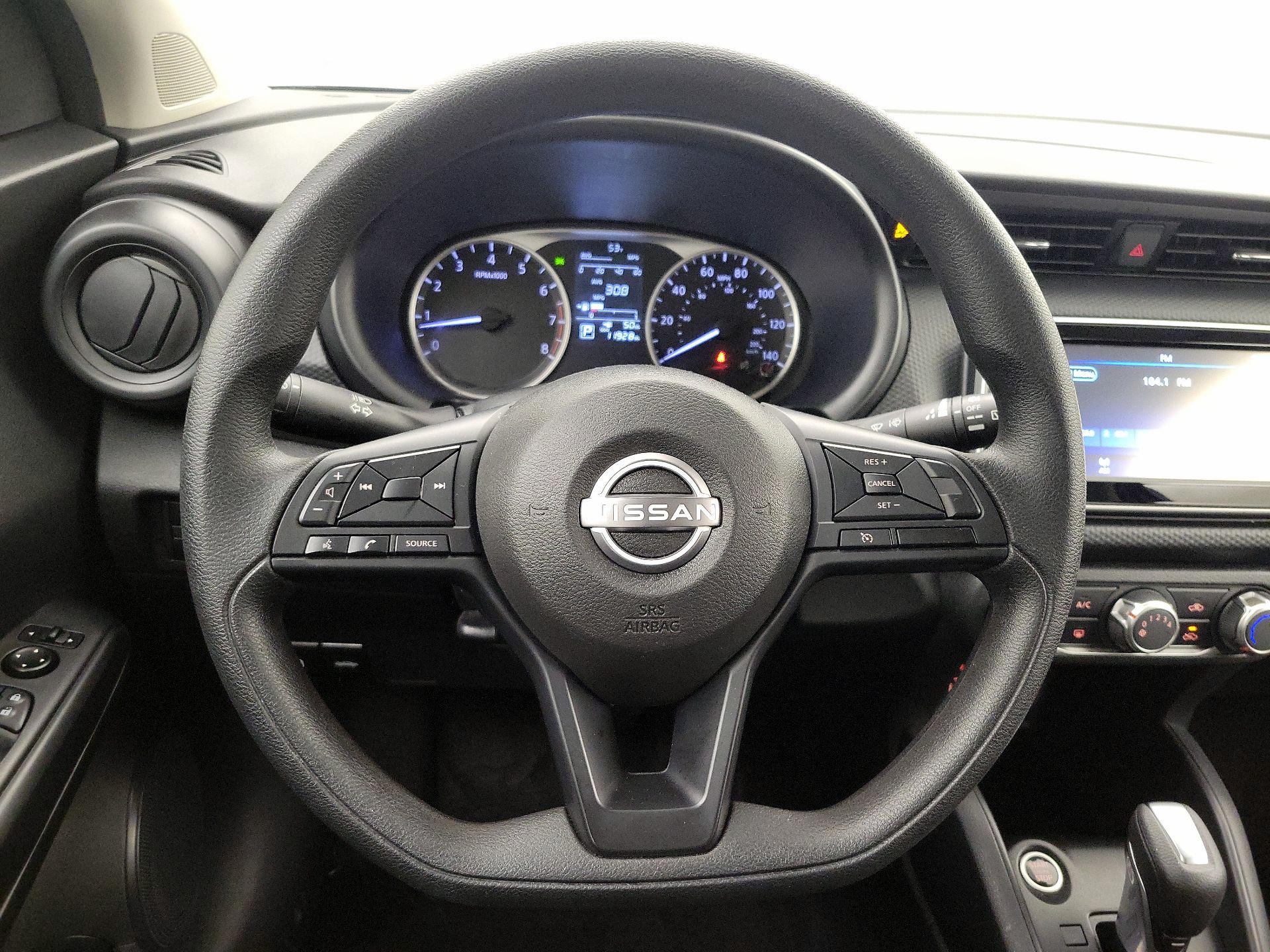 Thumbnail: 2024 Nissan Kicks - 10