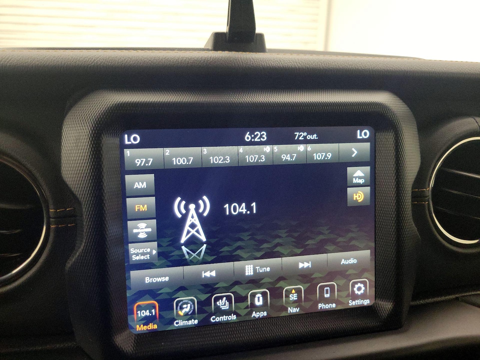 2022 Jeep Gladiator High Altitude - Photo 17