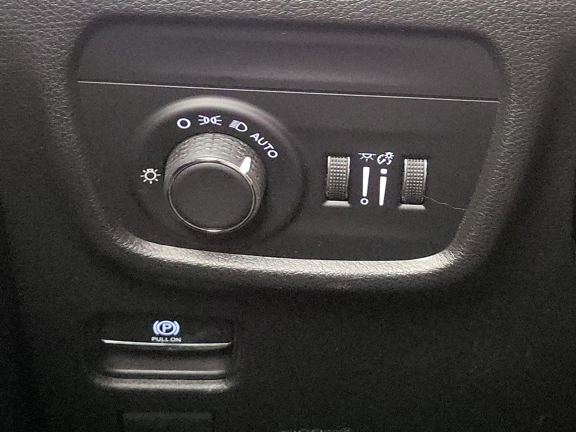 Thumbnail: 2023 Jeep Grand Cherokee L - 13