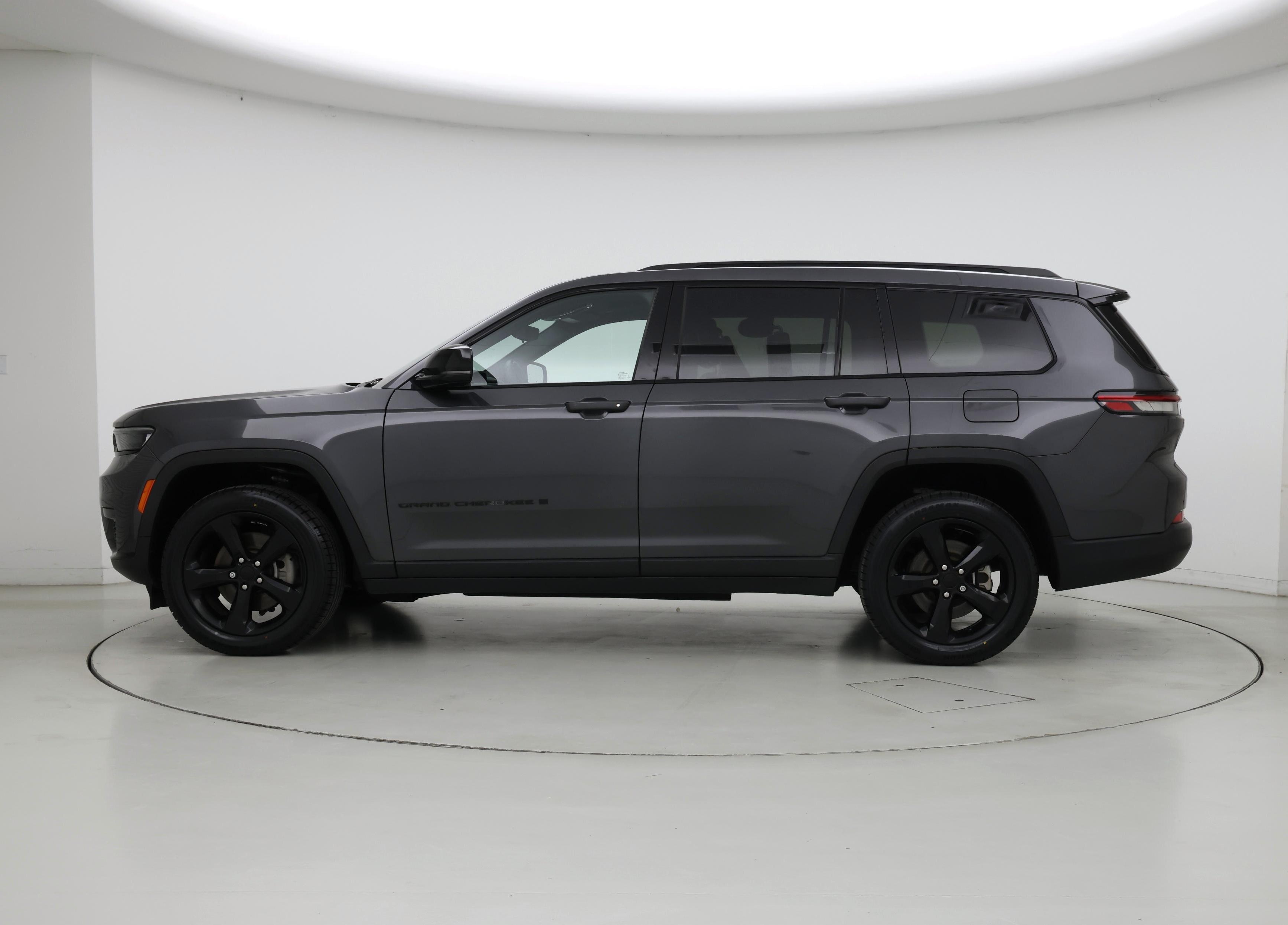 Thumbnail: 2023 Jeep Grand Cherokee L - 3