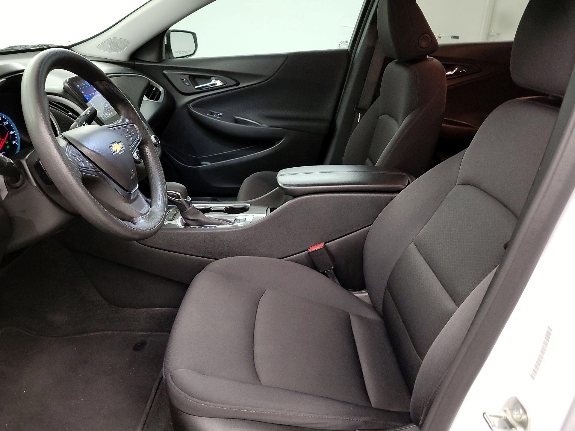 Thumbnail: 2024 Chevrolet Malibu - 11