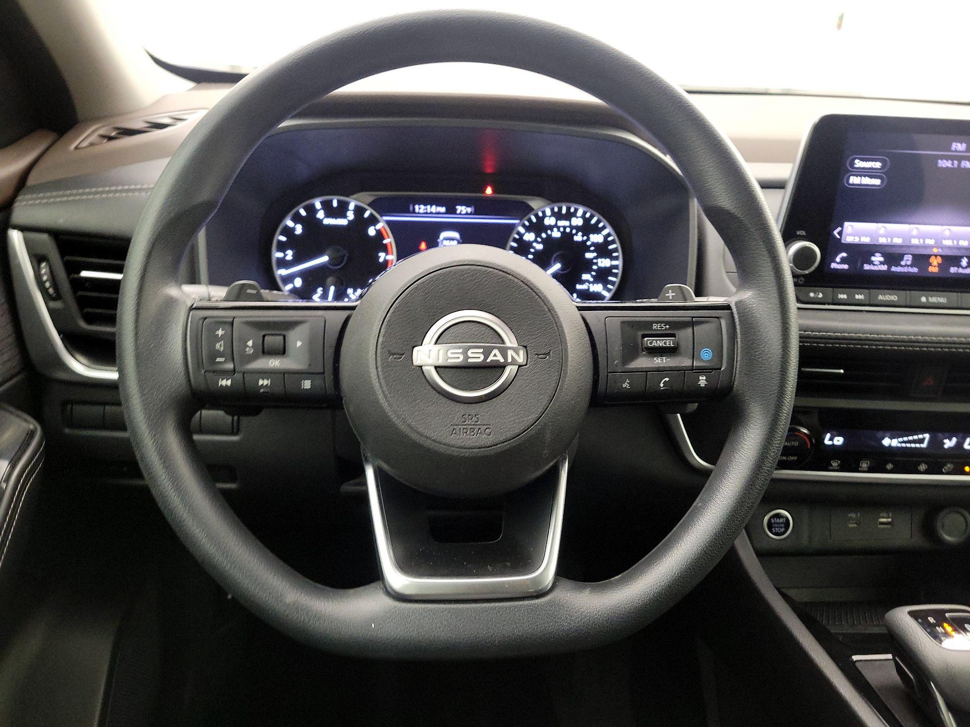 Thumbnail: 2023 Nissan Rogue - 10