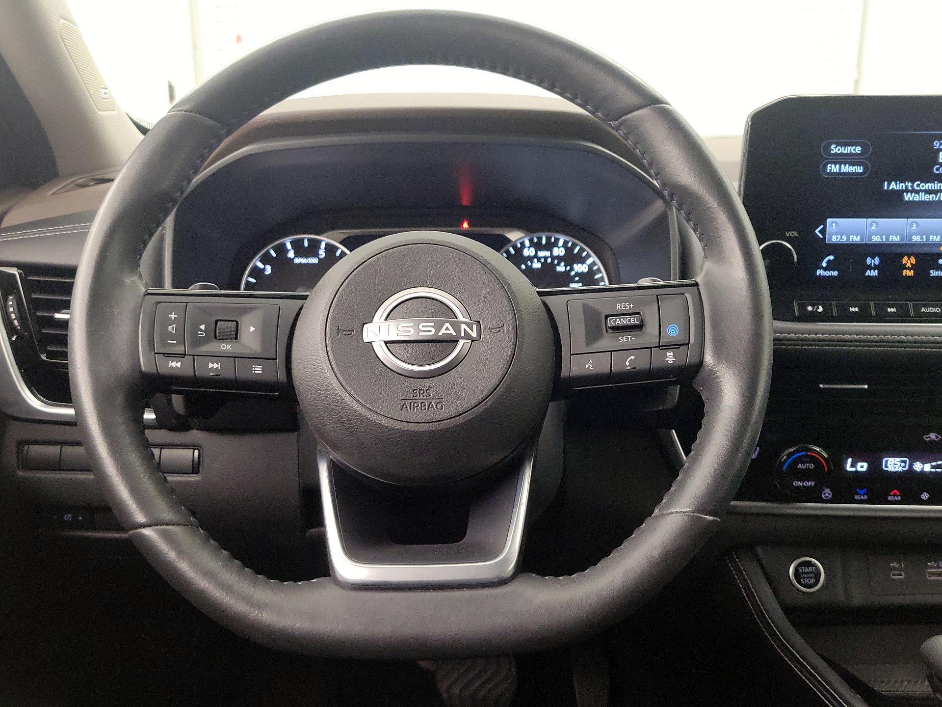 Thumbnail: 2023 Nissan Rogue - 10