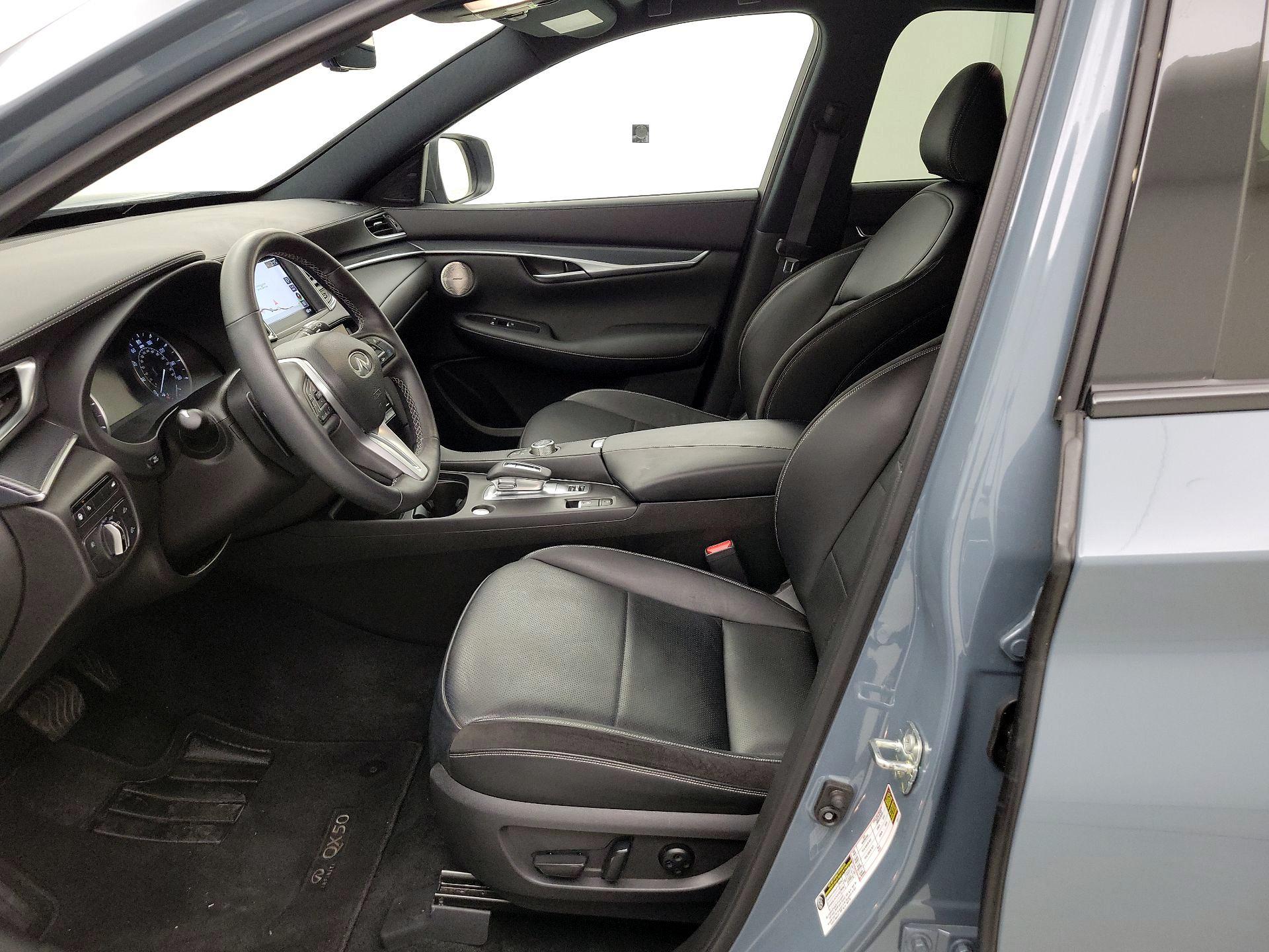 Thumbnail: 2023 INFINITI QX50 - 11