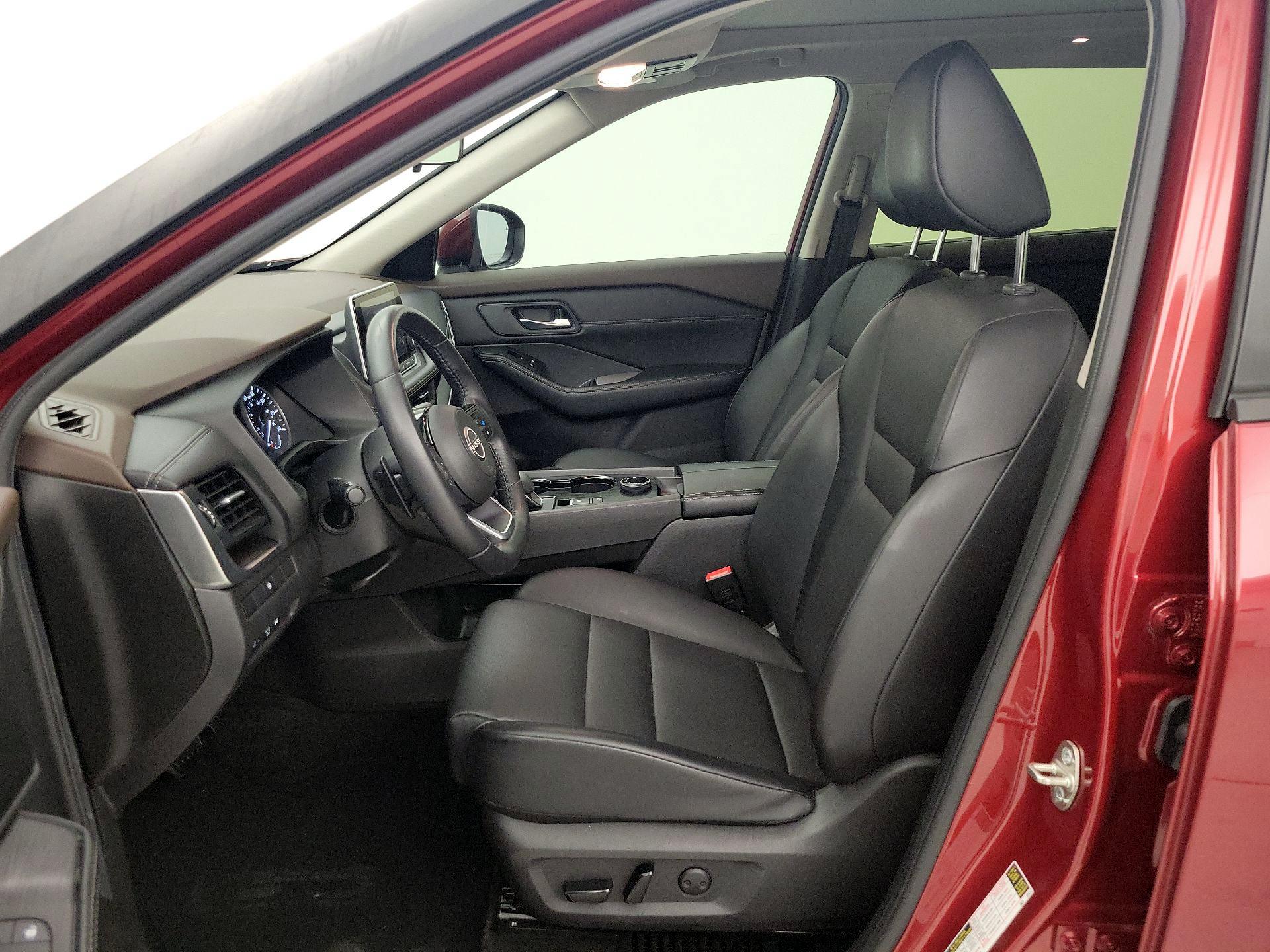 Thumbnail: 2023 Nissan Rogue - 11