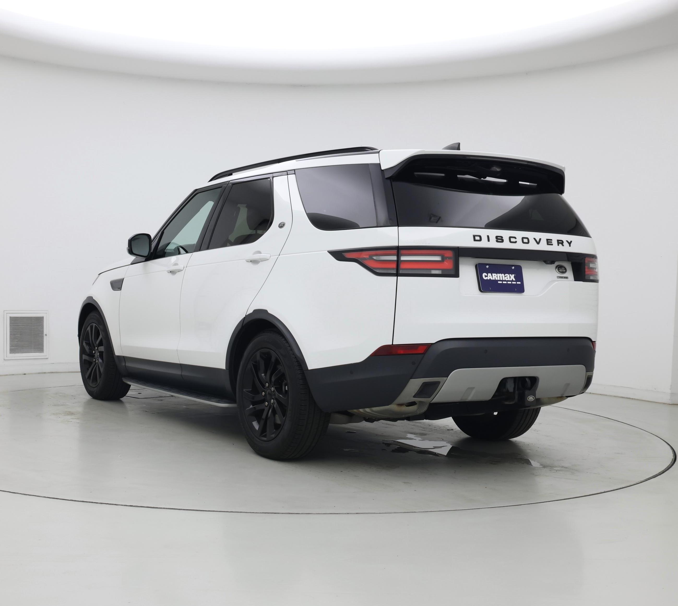 Thumbnail: 2020 Land Rover Discovery - 2
