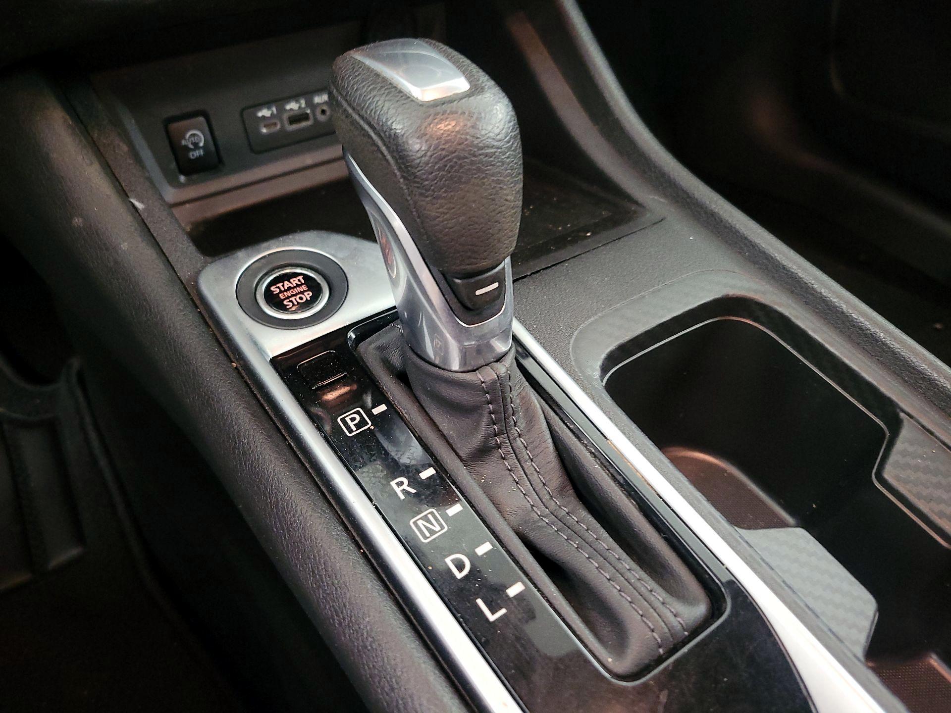 Thumbnail: 2024 Nissan Sentra - 17