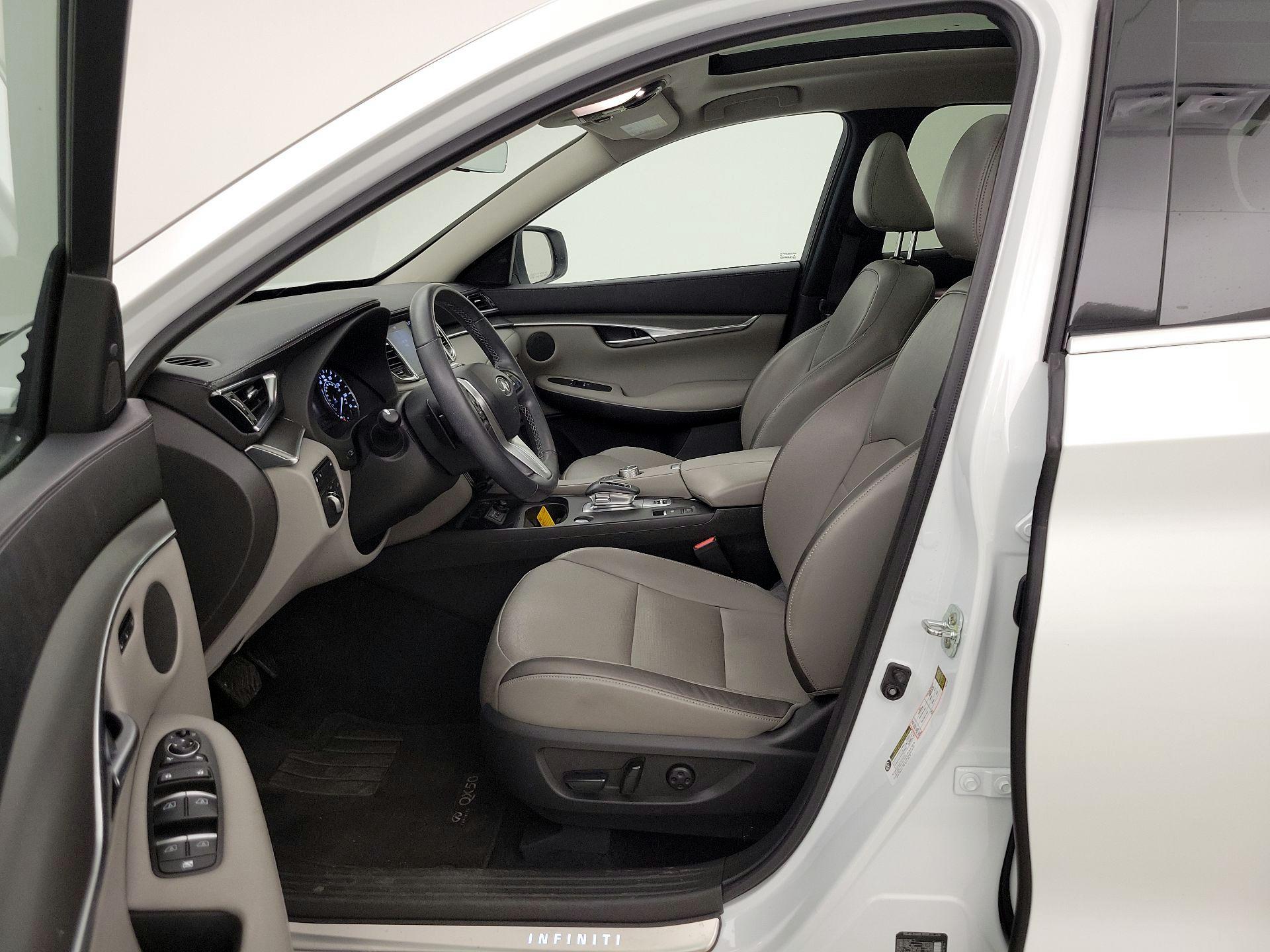 Thumbnail: 2023 INFINITI QX50 - 11