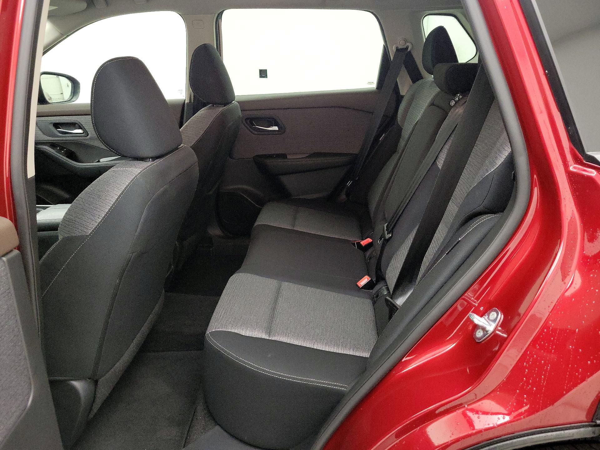 Thumbnail: 2023 Nissan Rogue - 19