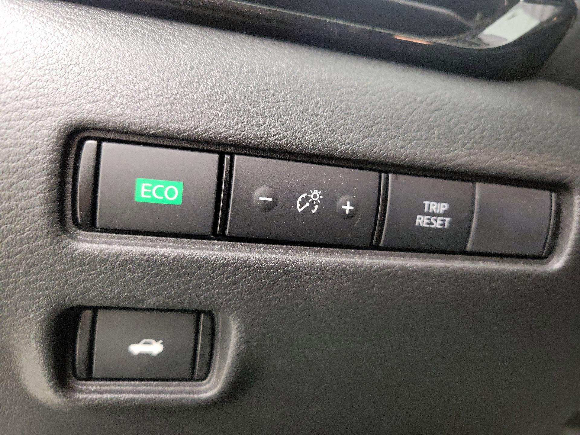 Thumbnail: 2023 Nissan Sentra - 13