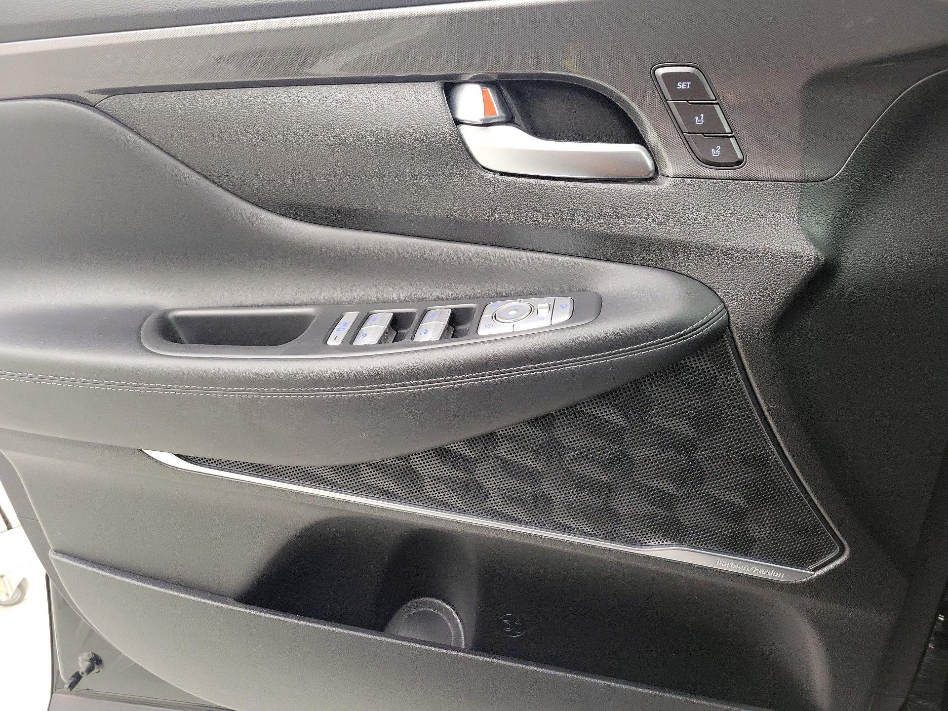 Thumbnail: 2022 Hyundai Santa Fe - 12