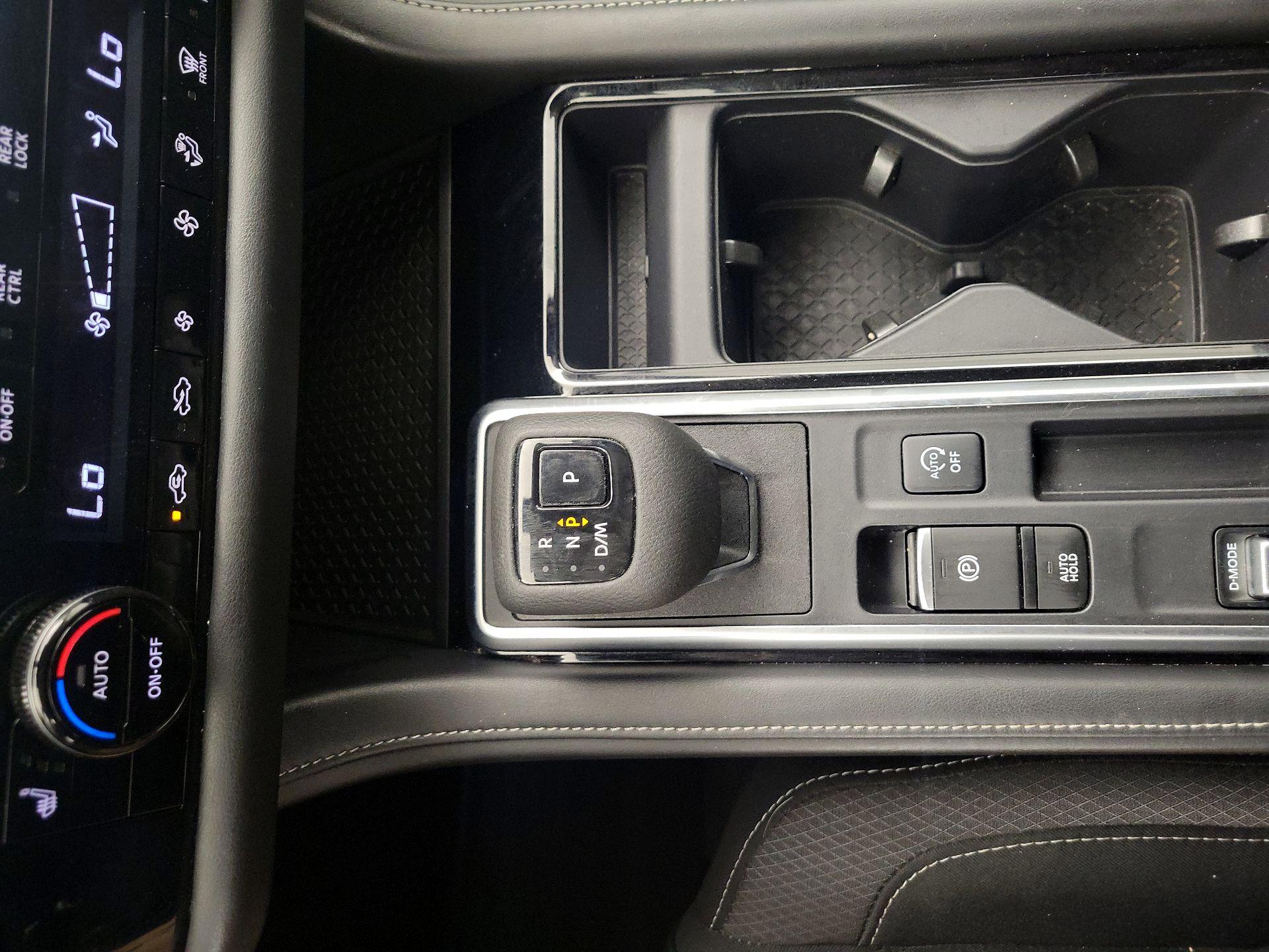 Thumbnail: 2023 Nissan Pathfinder - 17