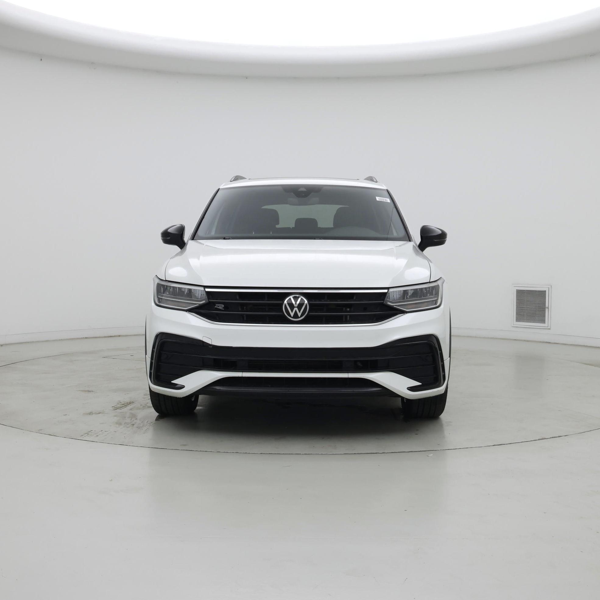 Thumbnail: 2022 Volkswagen Tiguan - 5