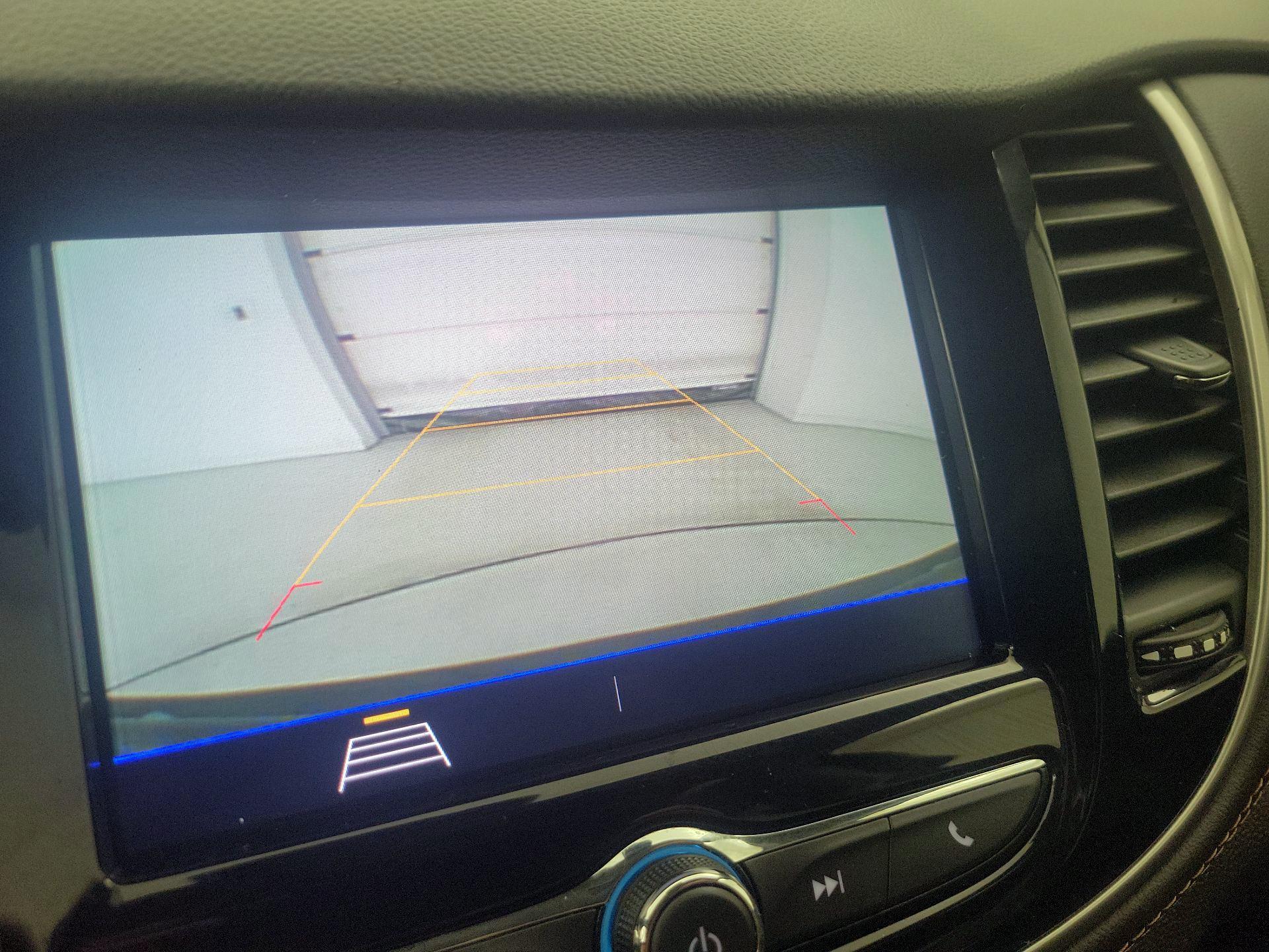 Thumbnail: 2022 Chevrolet Trax - 14