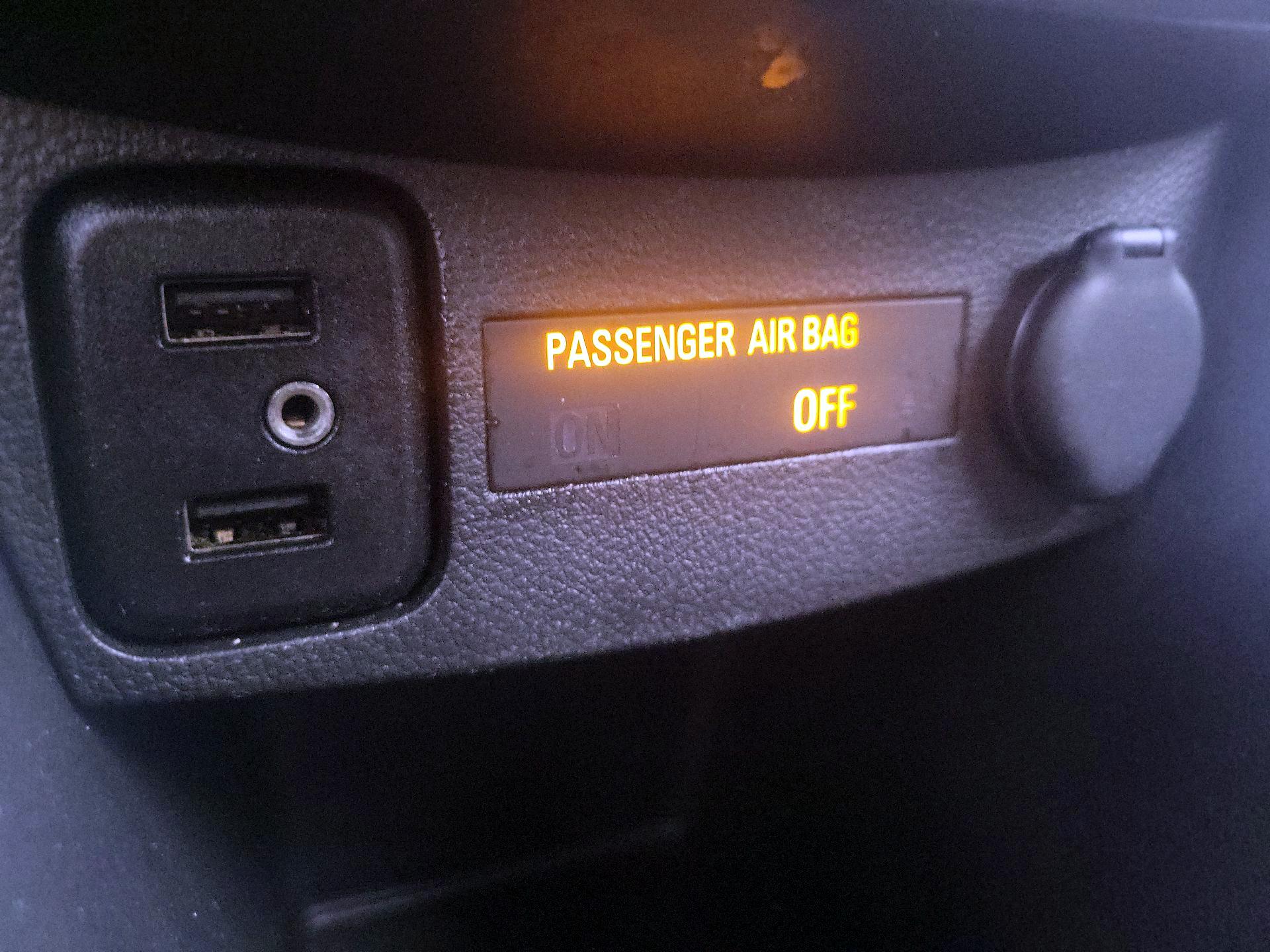 Thumbnail: 2022 Chevrolet Trax - 18