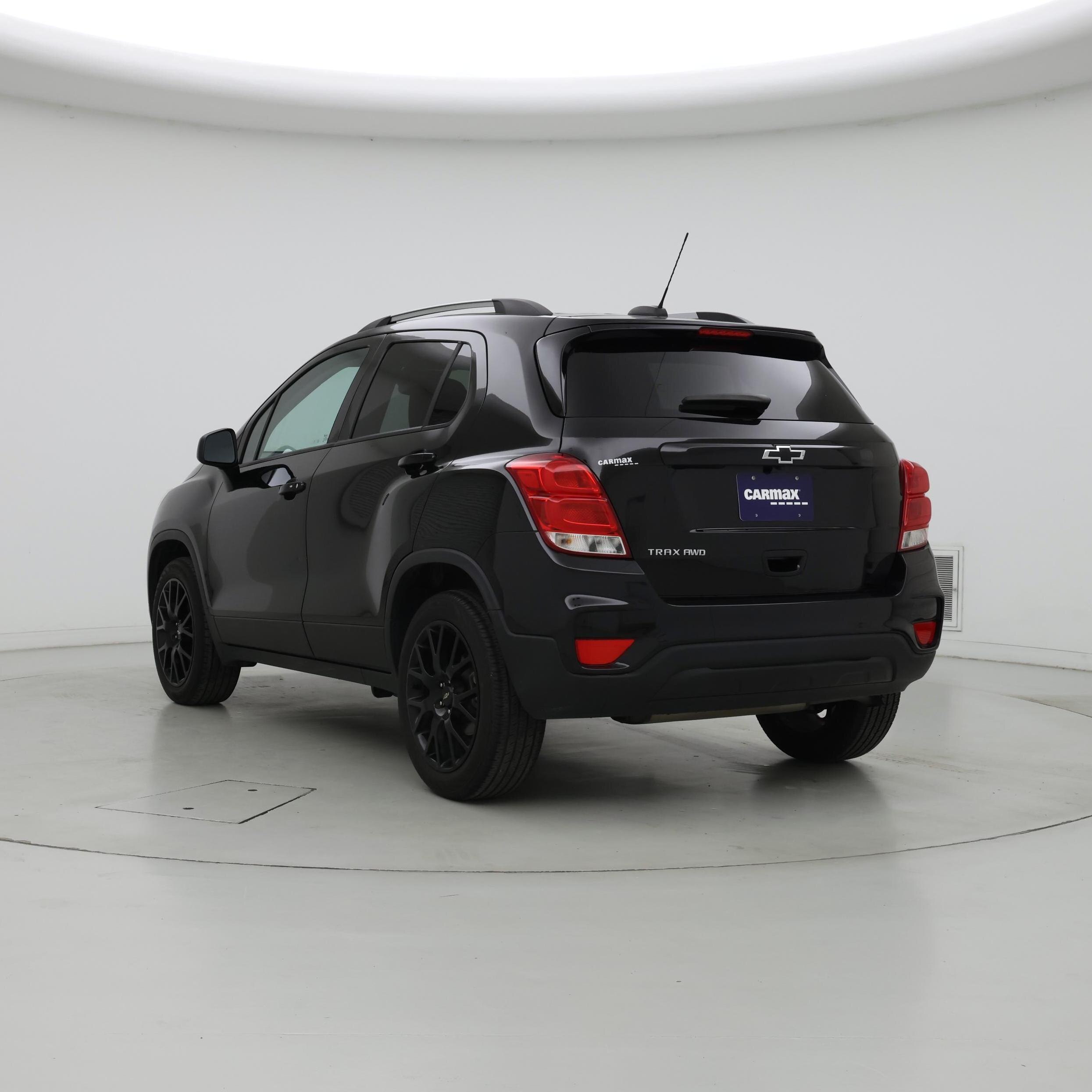 Thumbnail: 2022 Chevrolet Trax - 2