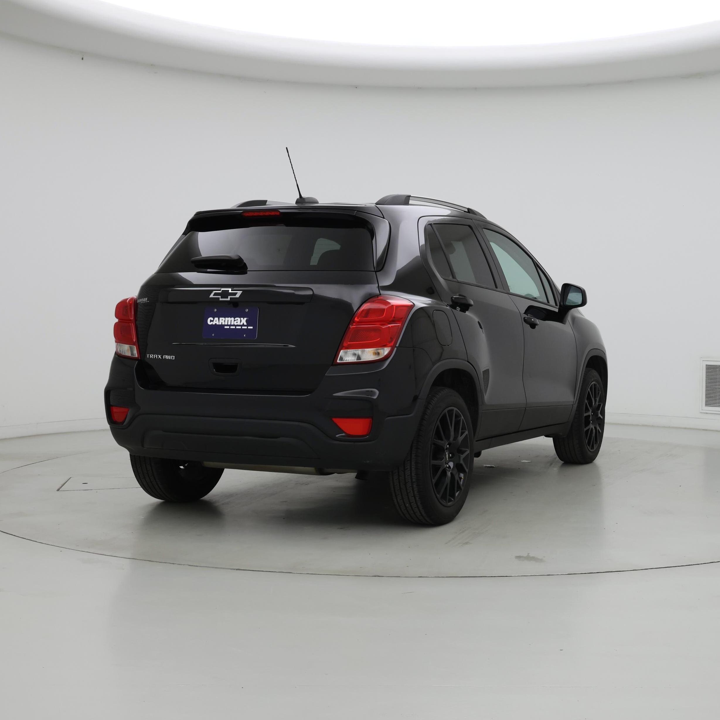 Thumbnail: 2022 Chevrolet Trax - 8