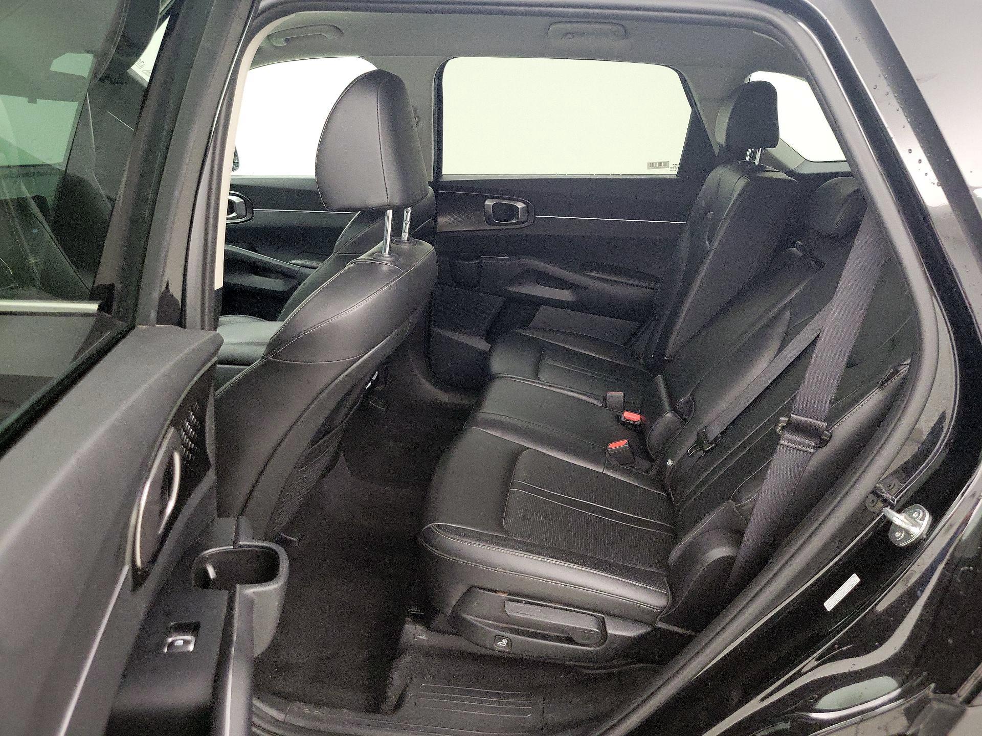 Thumbnail: 2024 Kia Sorento - 20