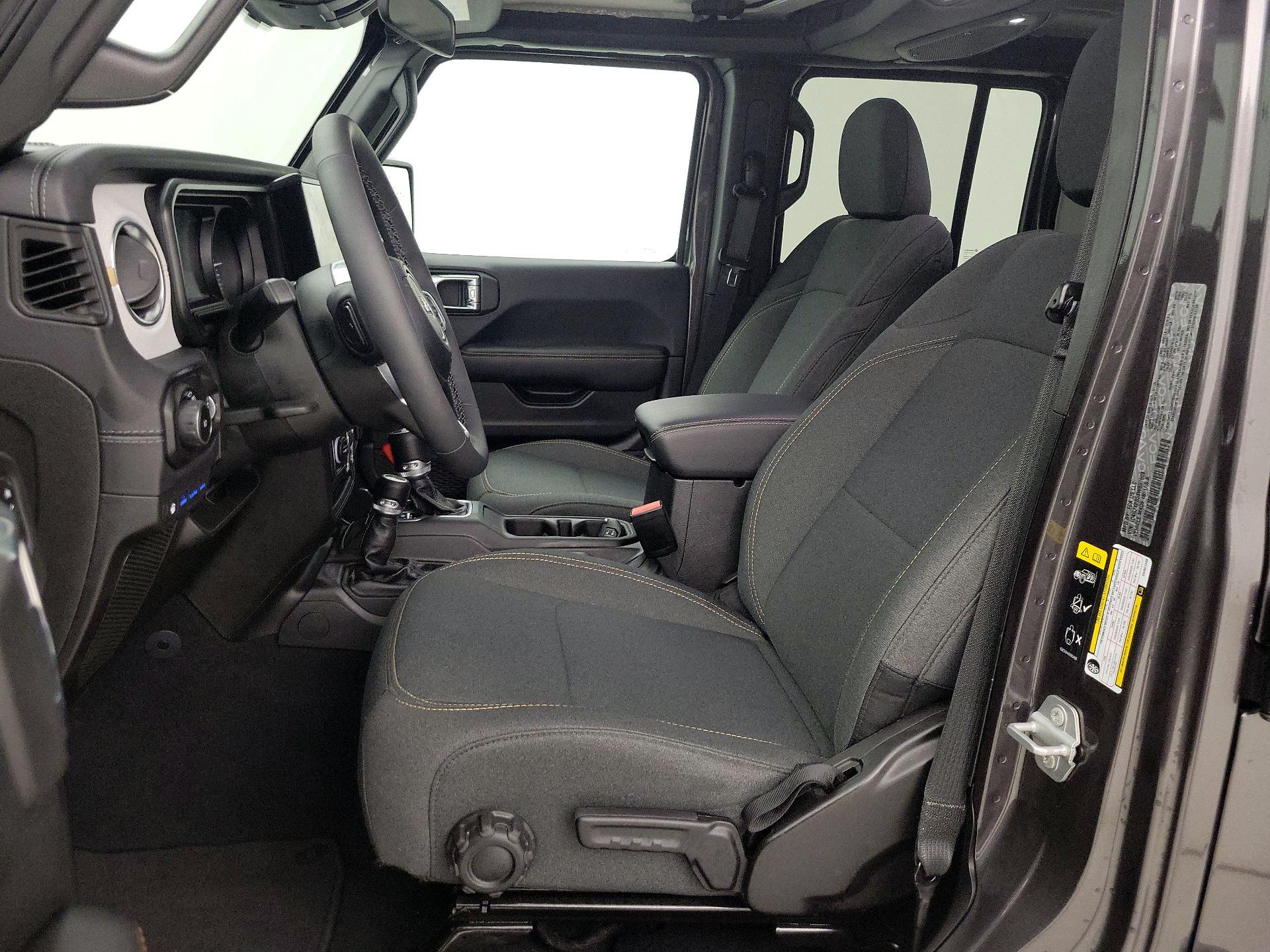 Thumbnail: 2025 Jeep Wrangler - 11