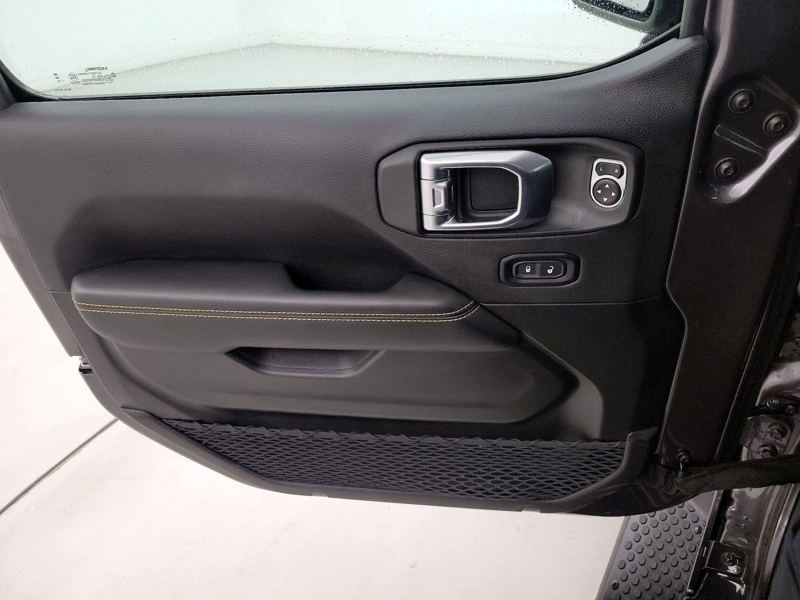 2025 Jeep Wrangler 4xe Sahara 4XE - Photo 13