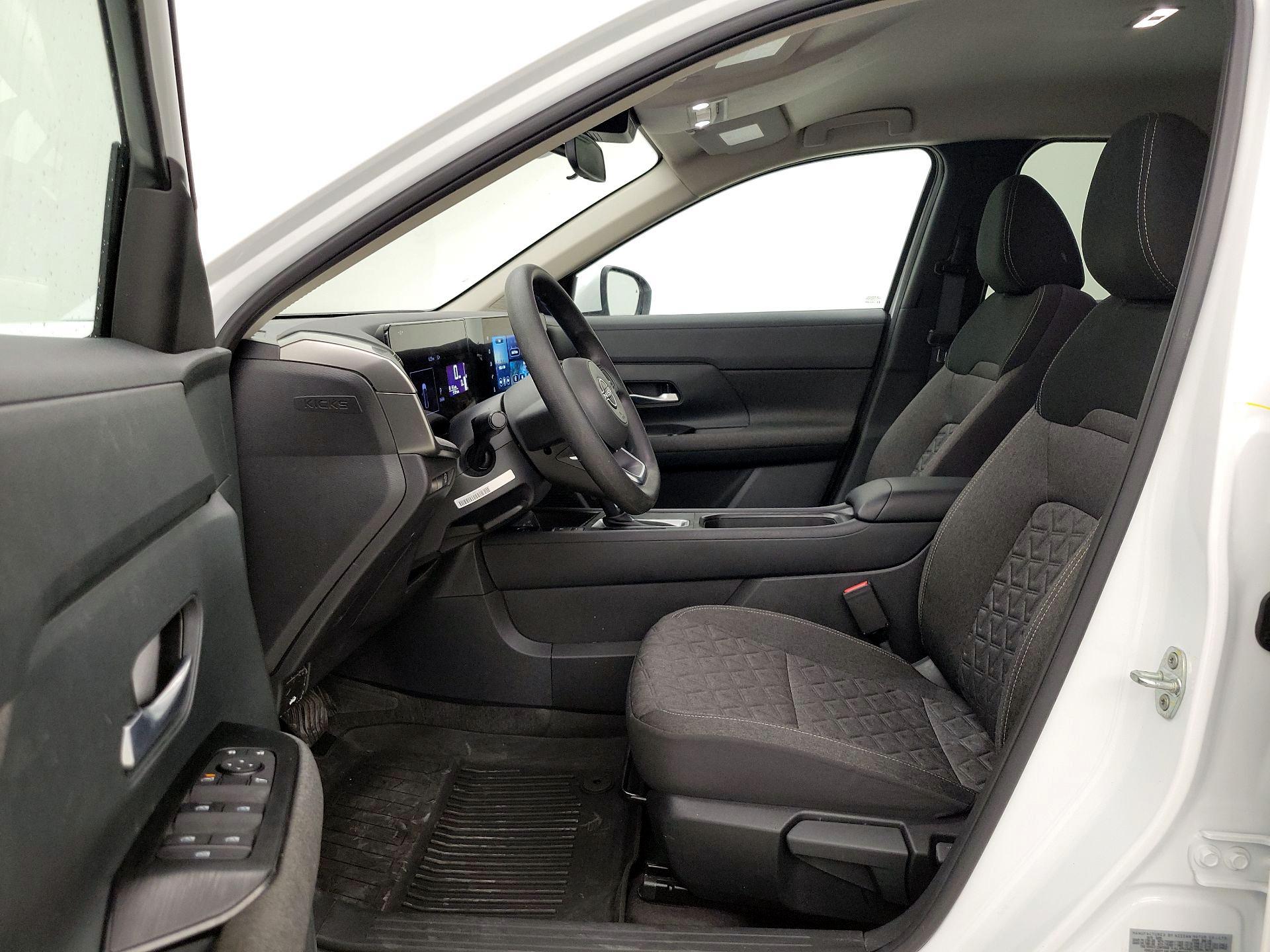 Thumbnail: 2025 Nissan Kicks - 11