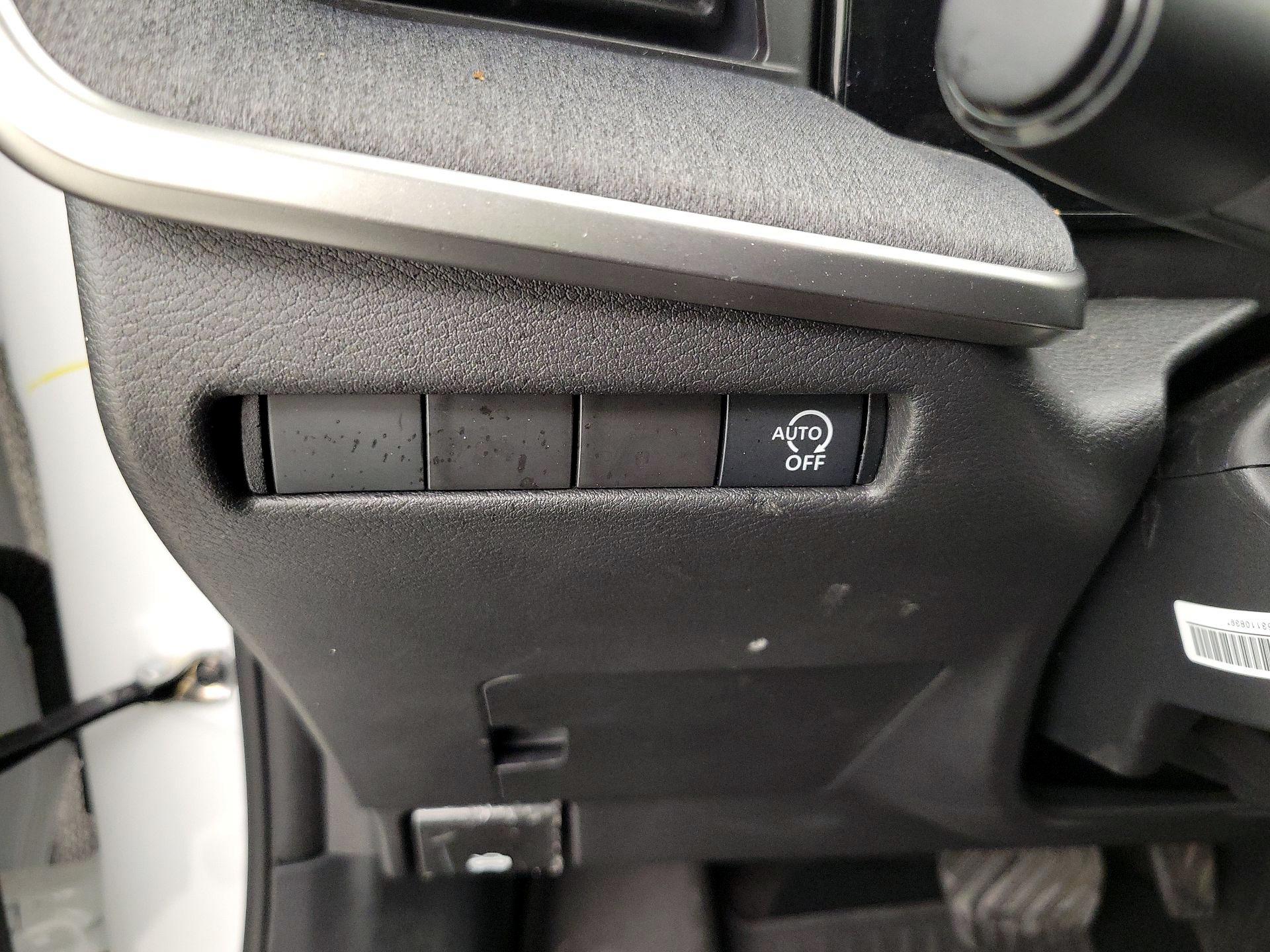 Thumbnail: 2025 Nissan Kicks - 13