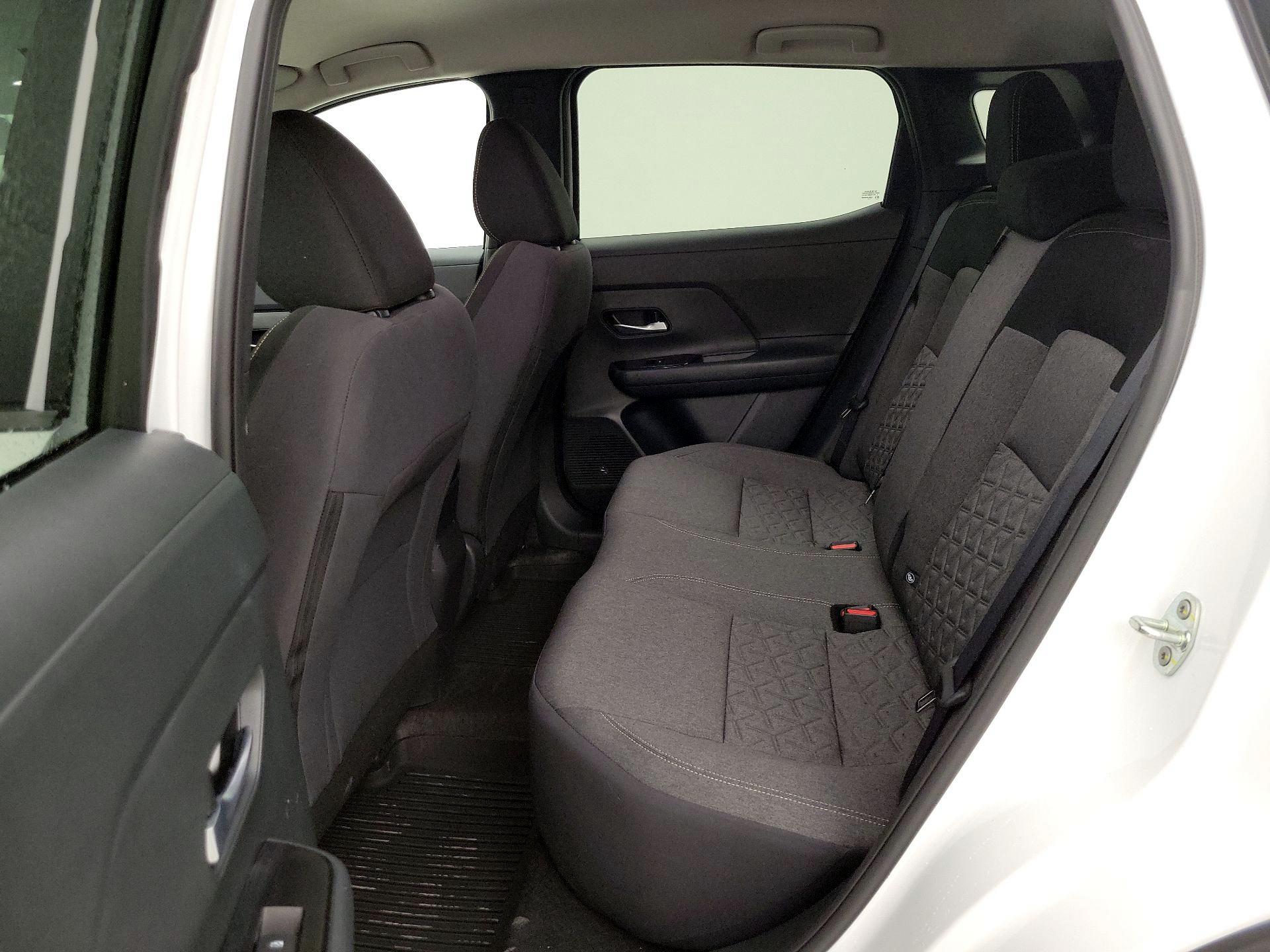 Thumbnail: 2025 Nissan Kicks - 19