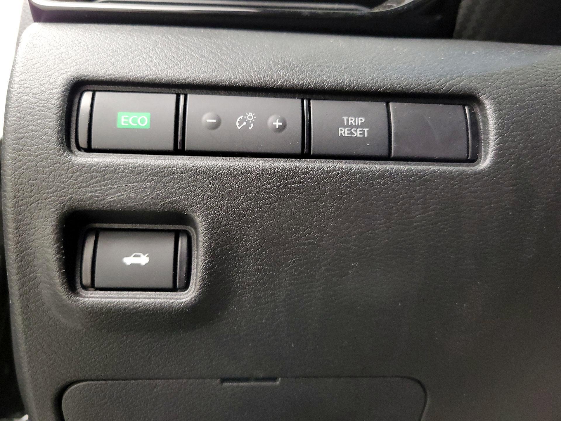 Thumbnail: 2023 Nissan Sentra - 13