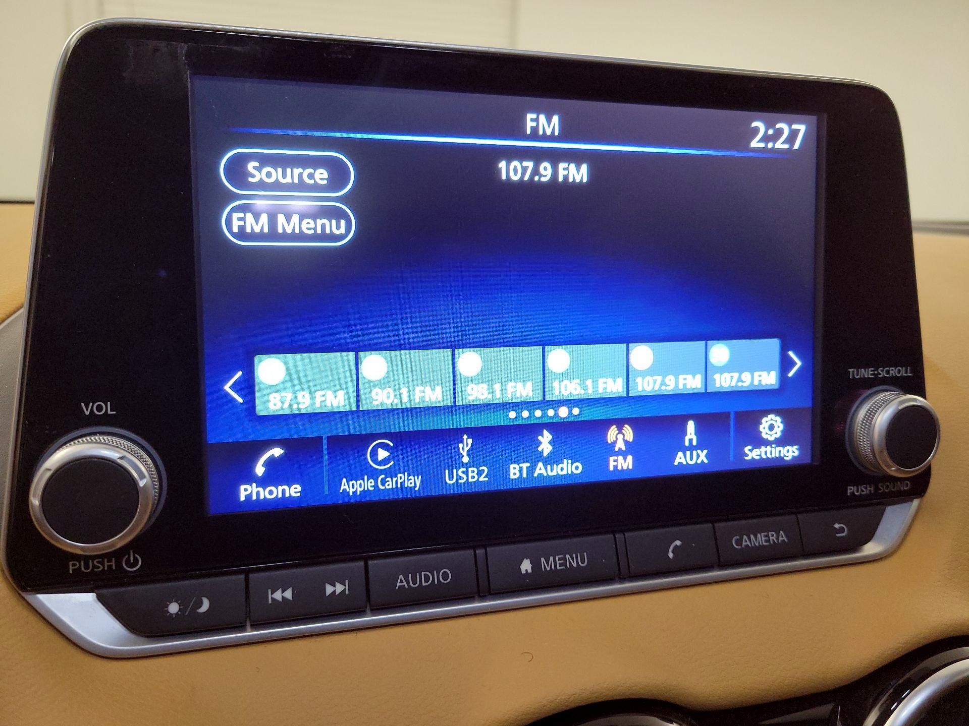 Thumbnail: 2023 Nissan Sentra - 15