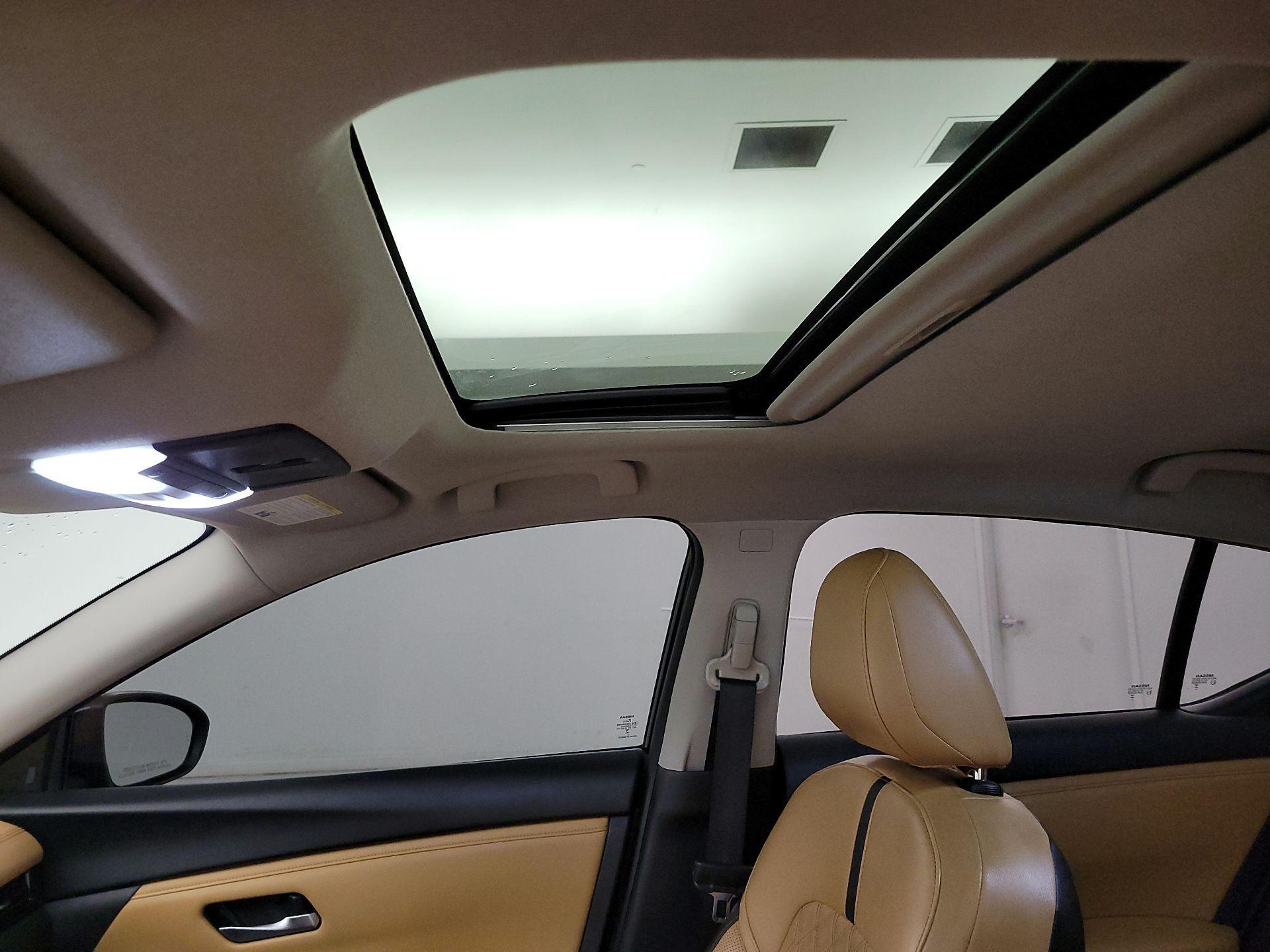 Thumbnail: 2023 Nissan Sentra - 19