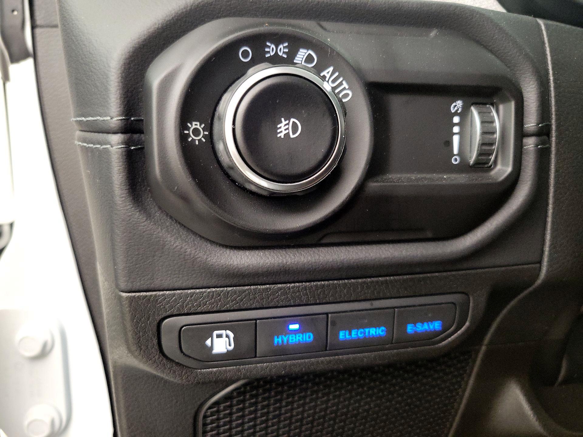 Thumbnail: 2025 Jeep Wrangler - 13