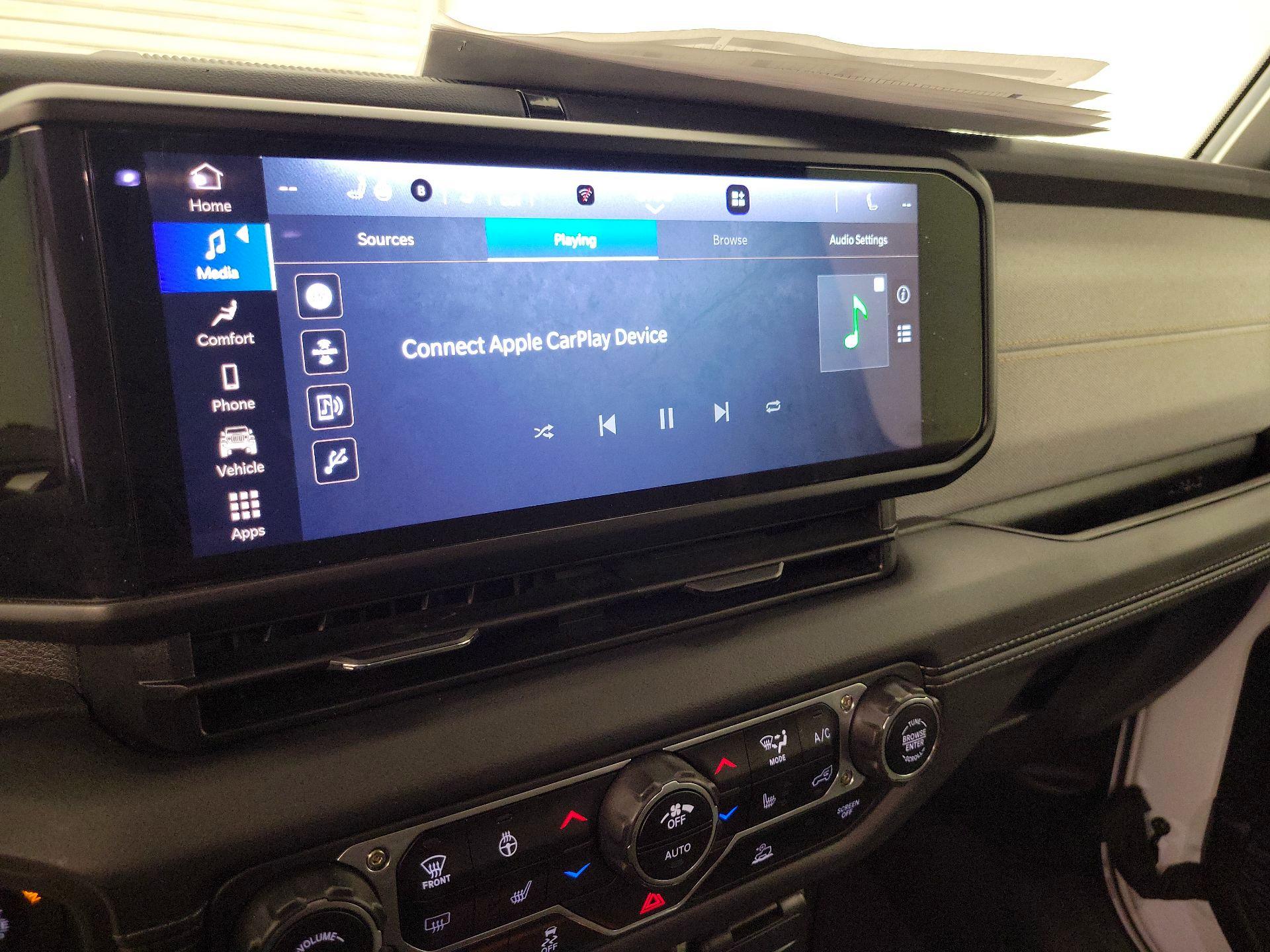 Thumbnail: 2025 Jeep Wrangler - 15