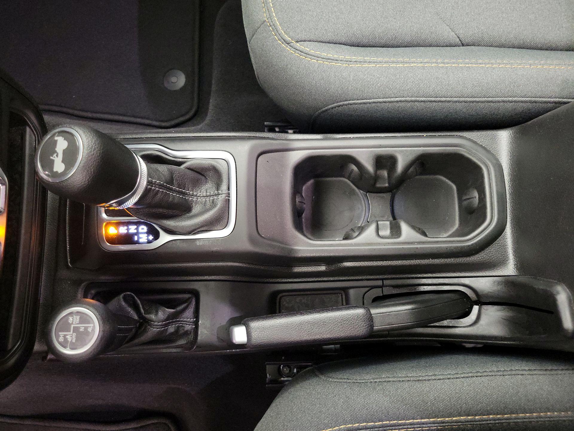 Thumbnail: 2025 Jeep Wrangler - 17