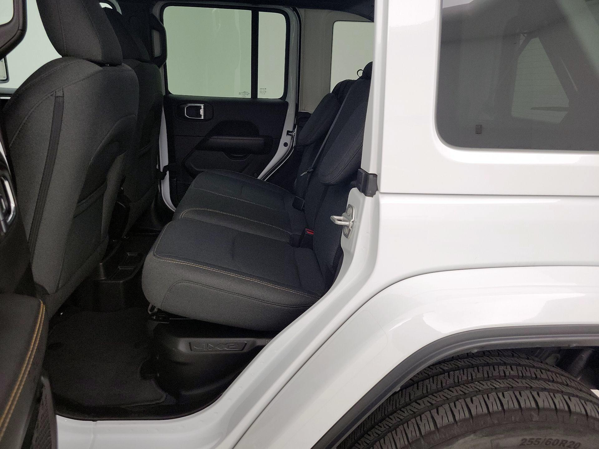 Thumbnail: 2025 Jeep Wrangler - 19