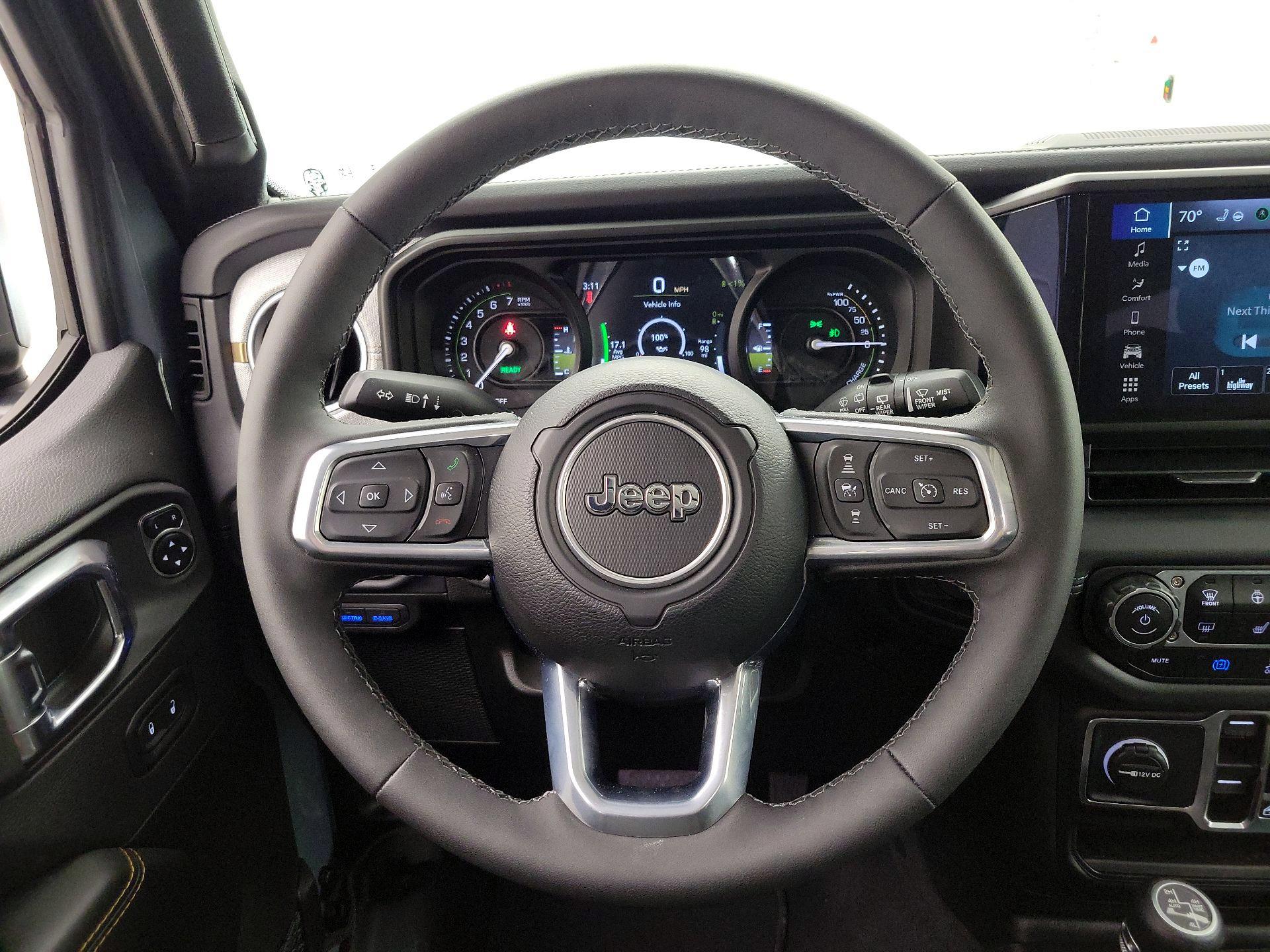 Thumbnail: 2025 Jeep Wrangler - 10